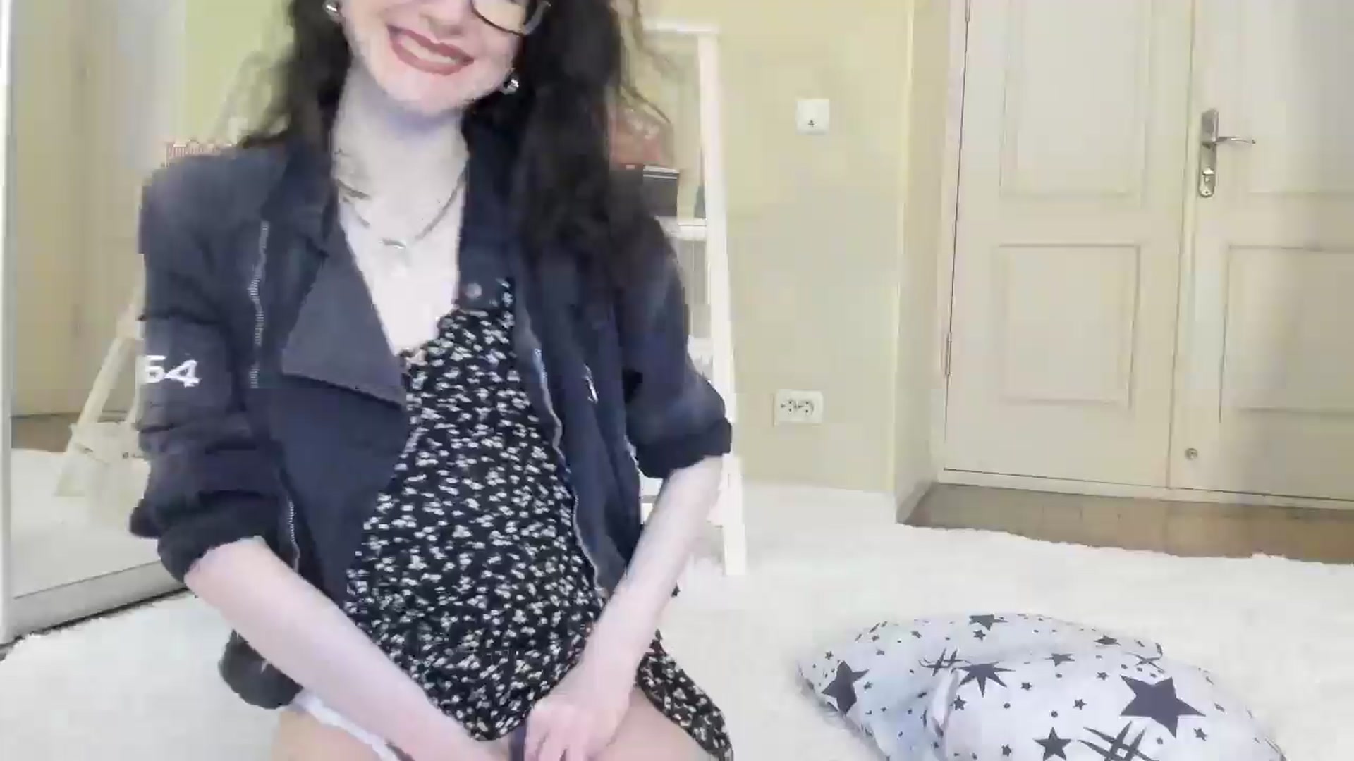 Gallery image thumbnail from Baby_Jewel's myfreecams stream on, 04/09/2025, 13:02 image 3 of 20
