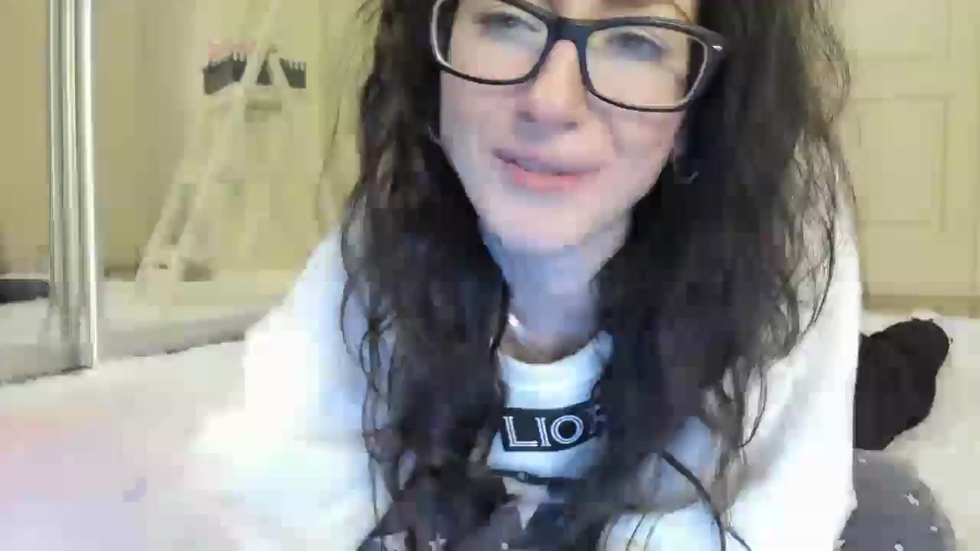 Gallery image thumbnail from Baby_Jewel's myfreecams stream on, 04/09/2025, 16:02 image 15 of 20