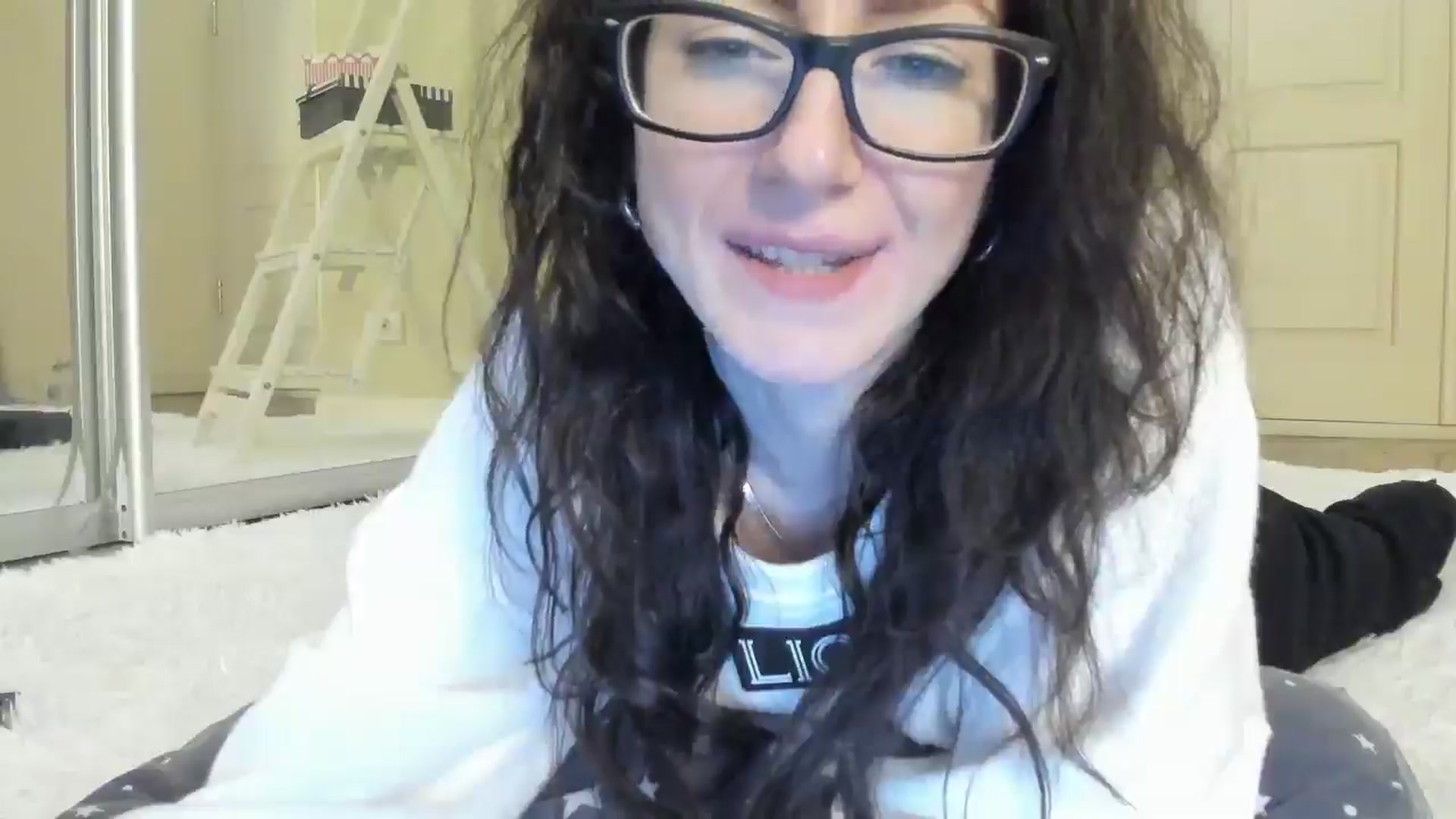Gallery image thumbnail from Baby_Jewel's myfreecams stream on, 04/09/2025, 16:02 image 16 of 20