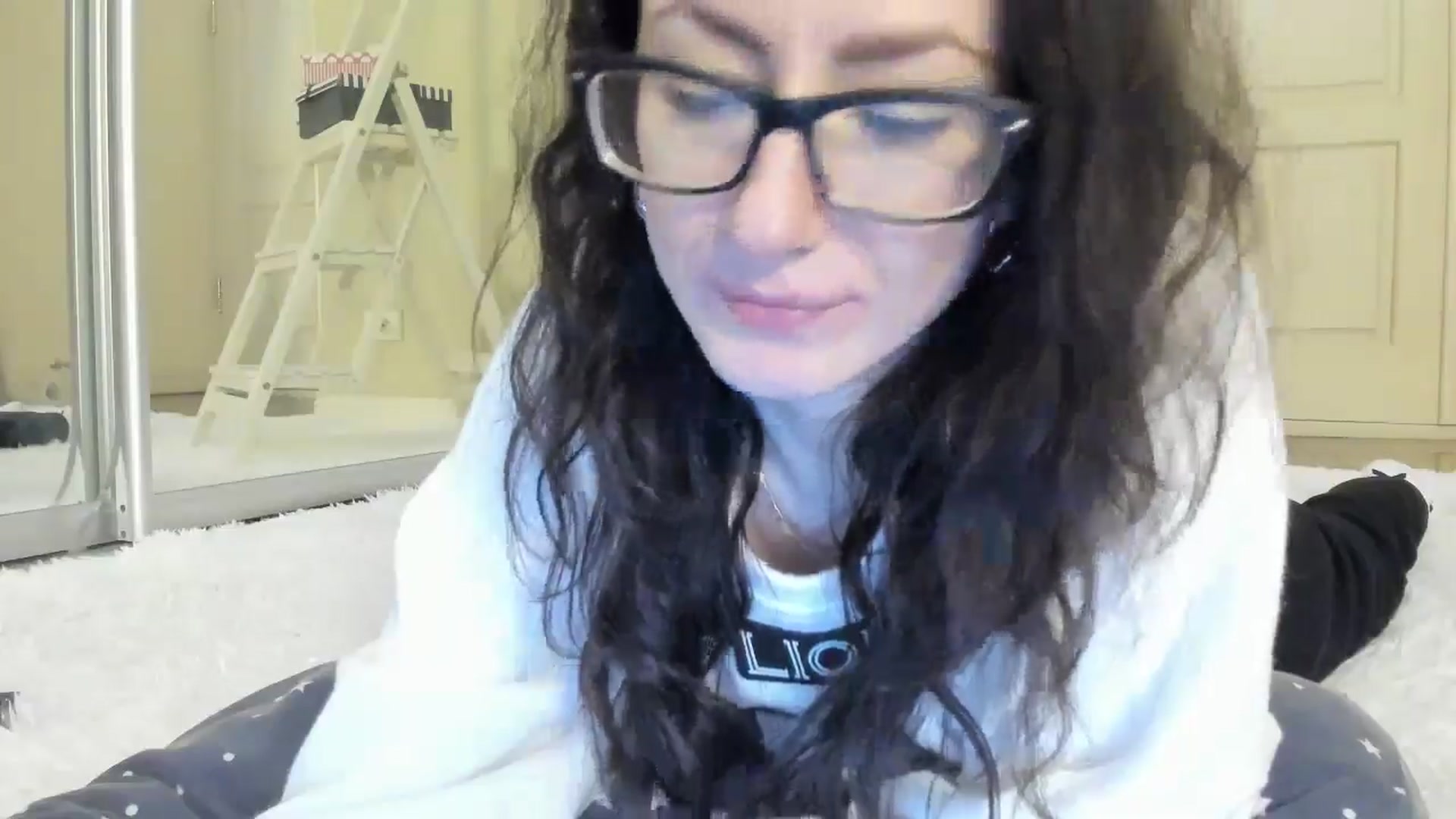 Gallery image thumbnail from Baby_Jewel's myfreecams stream on, 04/09/2025, 16:02 image 17 of 20