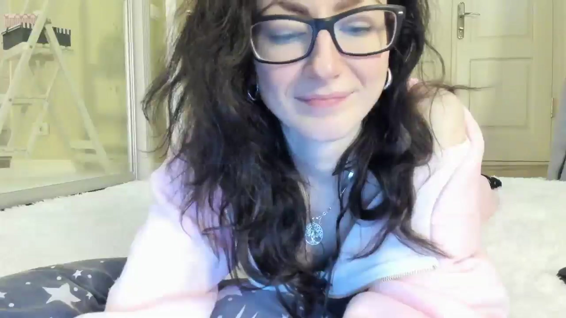 Gallery image thumbnail from Baby_Jewel's myfreecams stream on, 04/10/2025, 14:00 image 7 of 20
