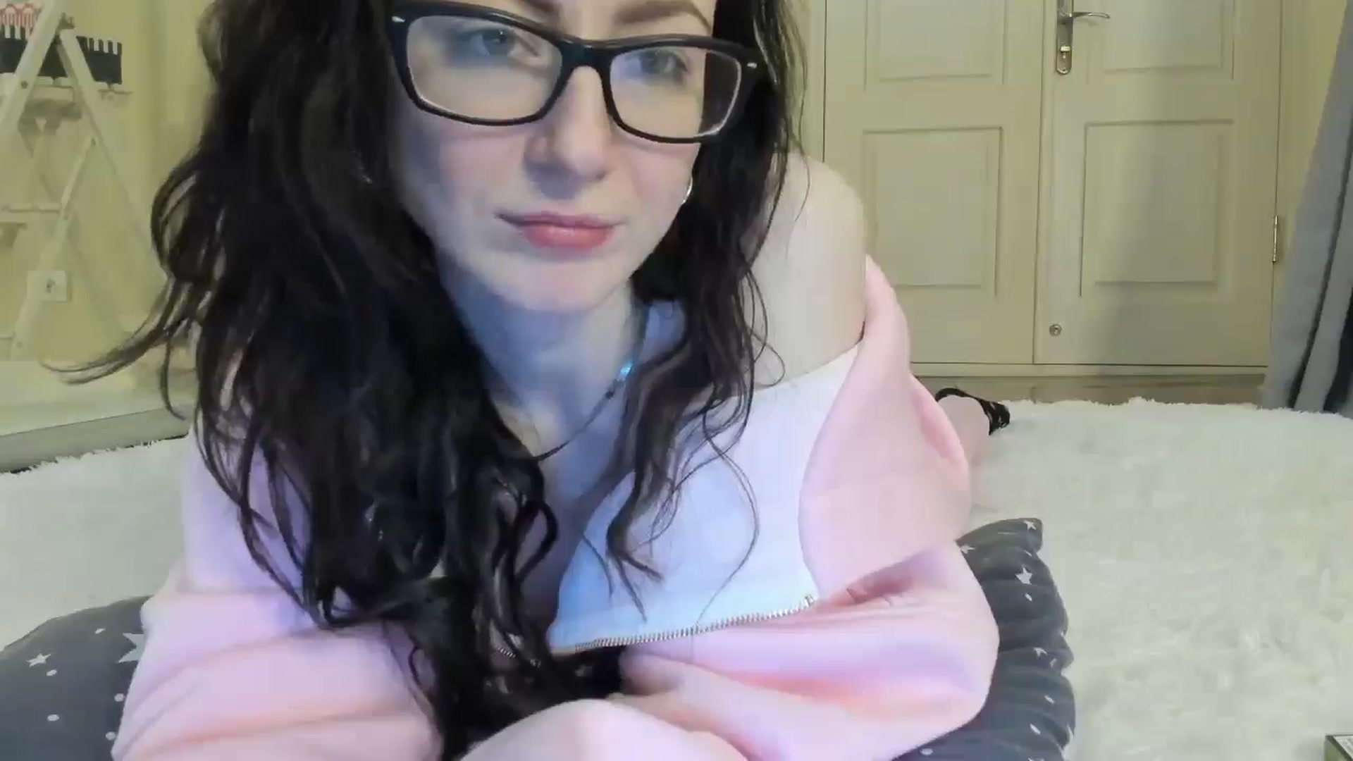 Gallery image thumbnail from Baby_Jewel's myfreecams stream on, 04/10/2025, 16:06 image 13 of 20