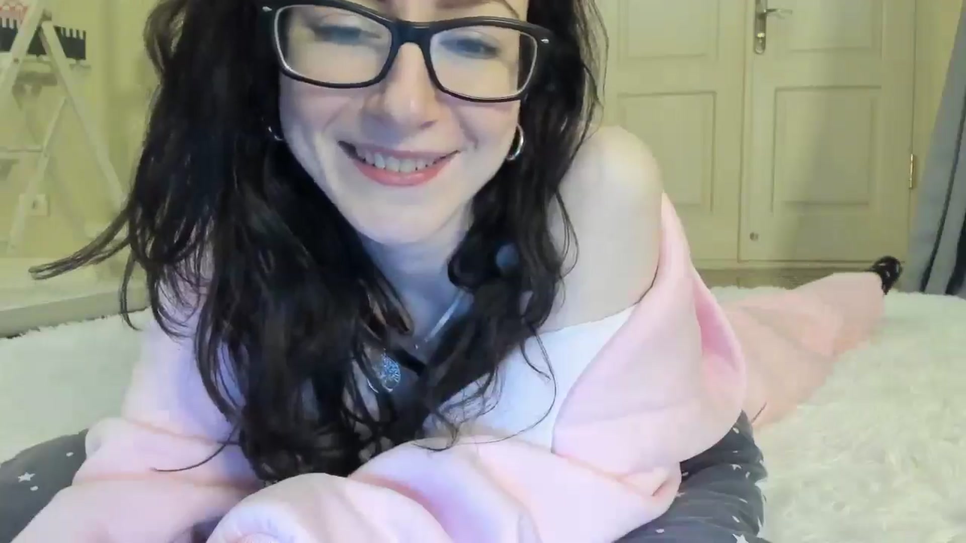 Gallery image thumbnail from Baby_Jewel's myfreecams stream on, 04/10/2025, 16:06 image 10 of 20