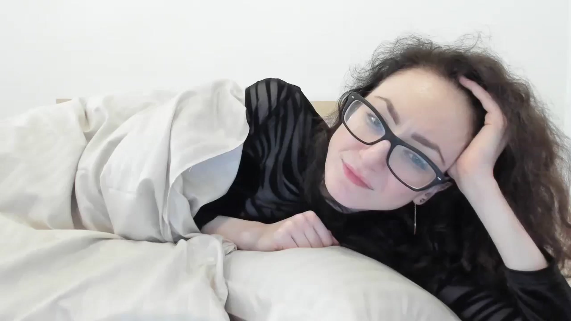 Gallery image thumbnail from Baby_Jewel's myfreecams stream on, 04/20/2025, 13:39 image 12 of 20
