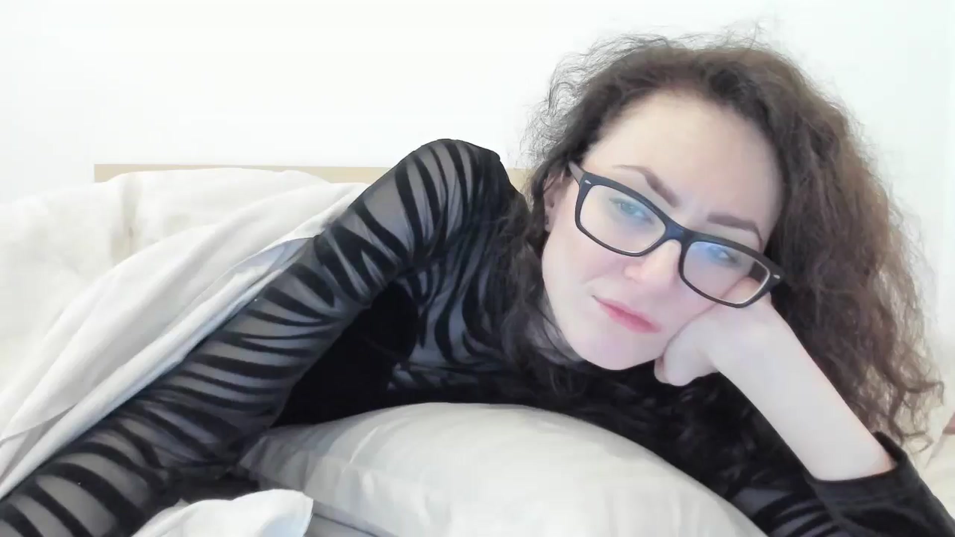 Gallery image thumbnail from Baby_Jewel's myfreecams stream on, 04/20/2025, 13:39 image 14 of 20