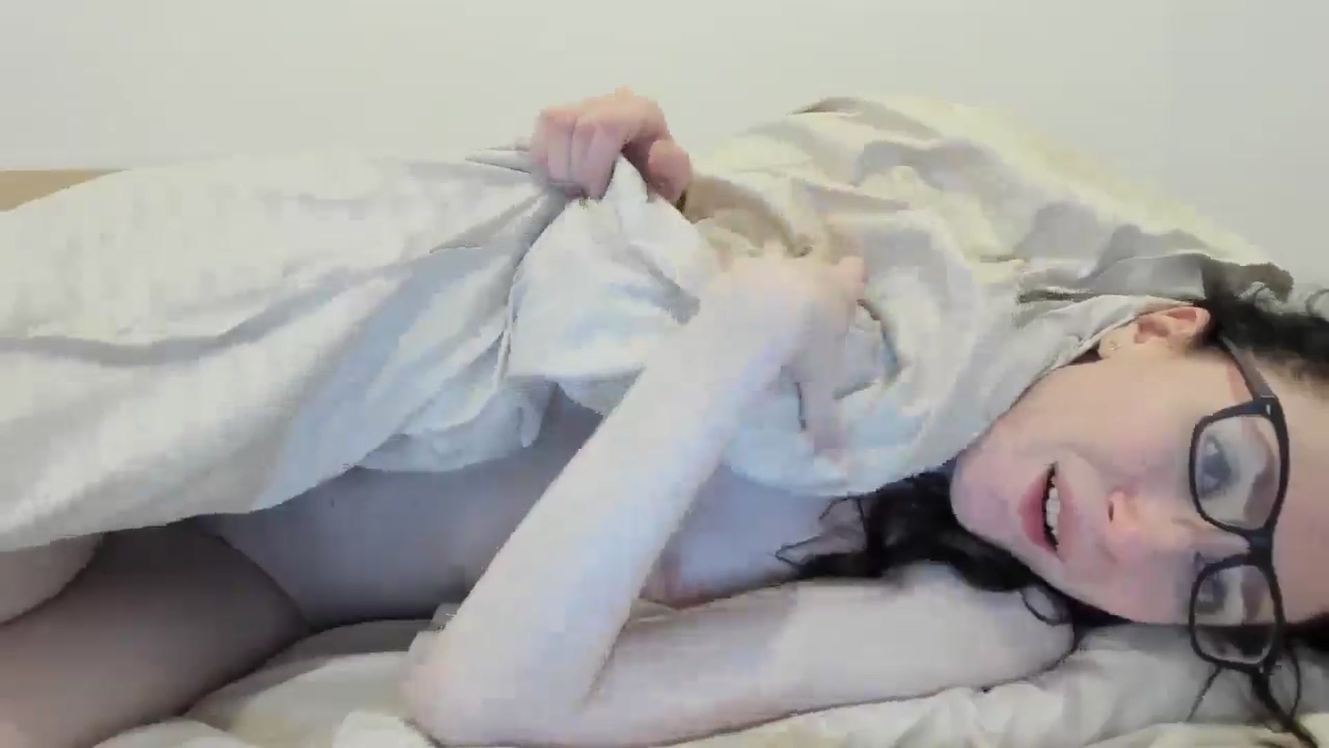 Gallery image thumbnail from Baby_Jewel's myfreecams stream on, 04/20/2025, 16:11 image 6 of 20