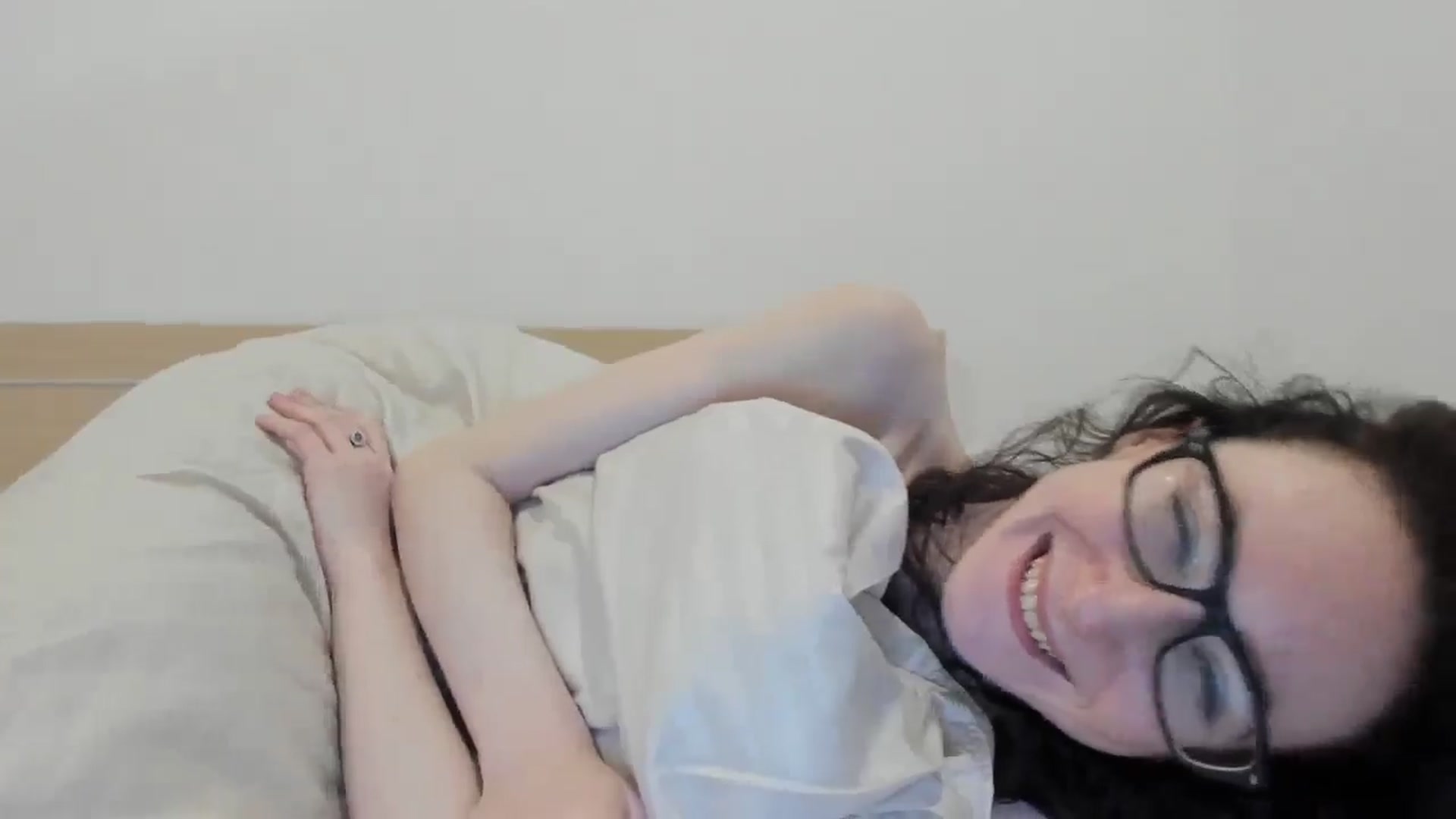 Gallery image thumbnail from Baby_Jewel's myfreecams stream on, 04/20/2025, 16:11 image 4 of 20