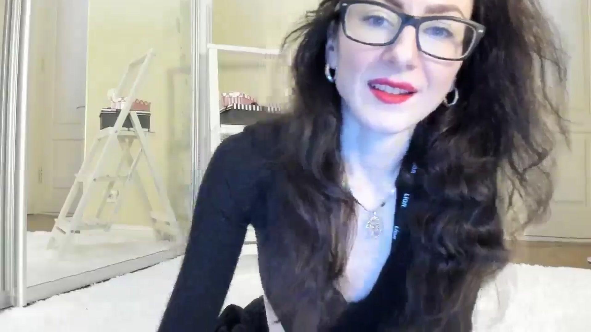 Gallery image thumbnail from Baby_Jewel's myfreecams stream on, 04/22/2025, 10:16 image 8 of 20