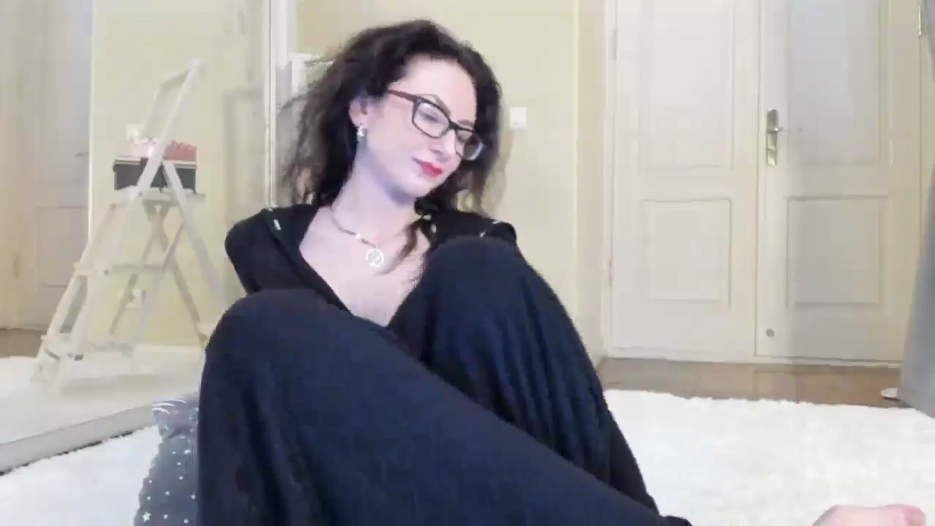 Gallery image thumbnail from Baby_Jewel's myfreecams stream on, 04/22/2025, 11:44 image 16 of 20
