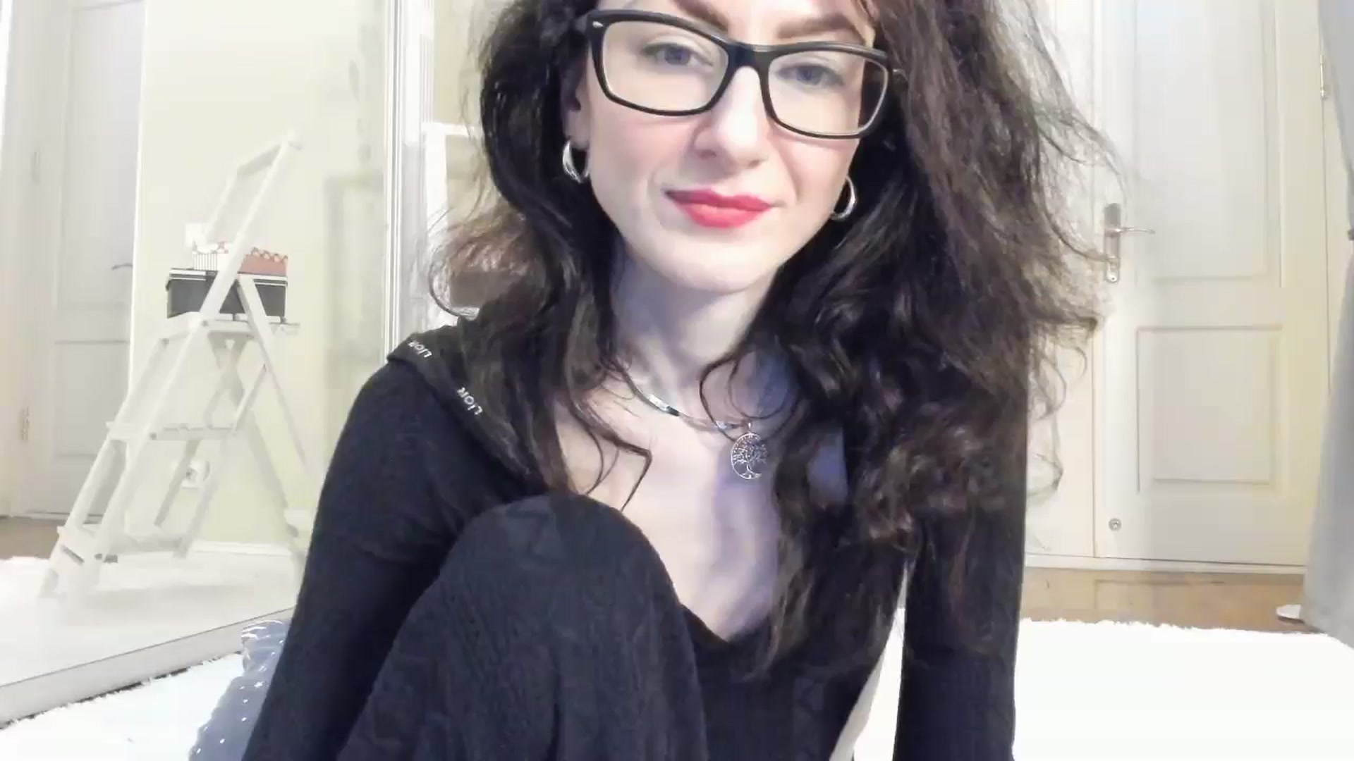 Gallery image thumbnail from Baby_Jewel's myfreecams stream on, 04/22/2025, 11:44 image 3 of 20