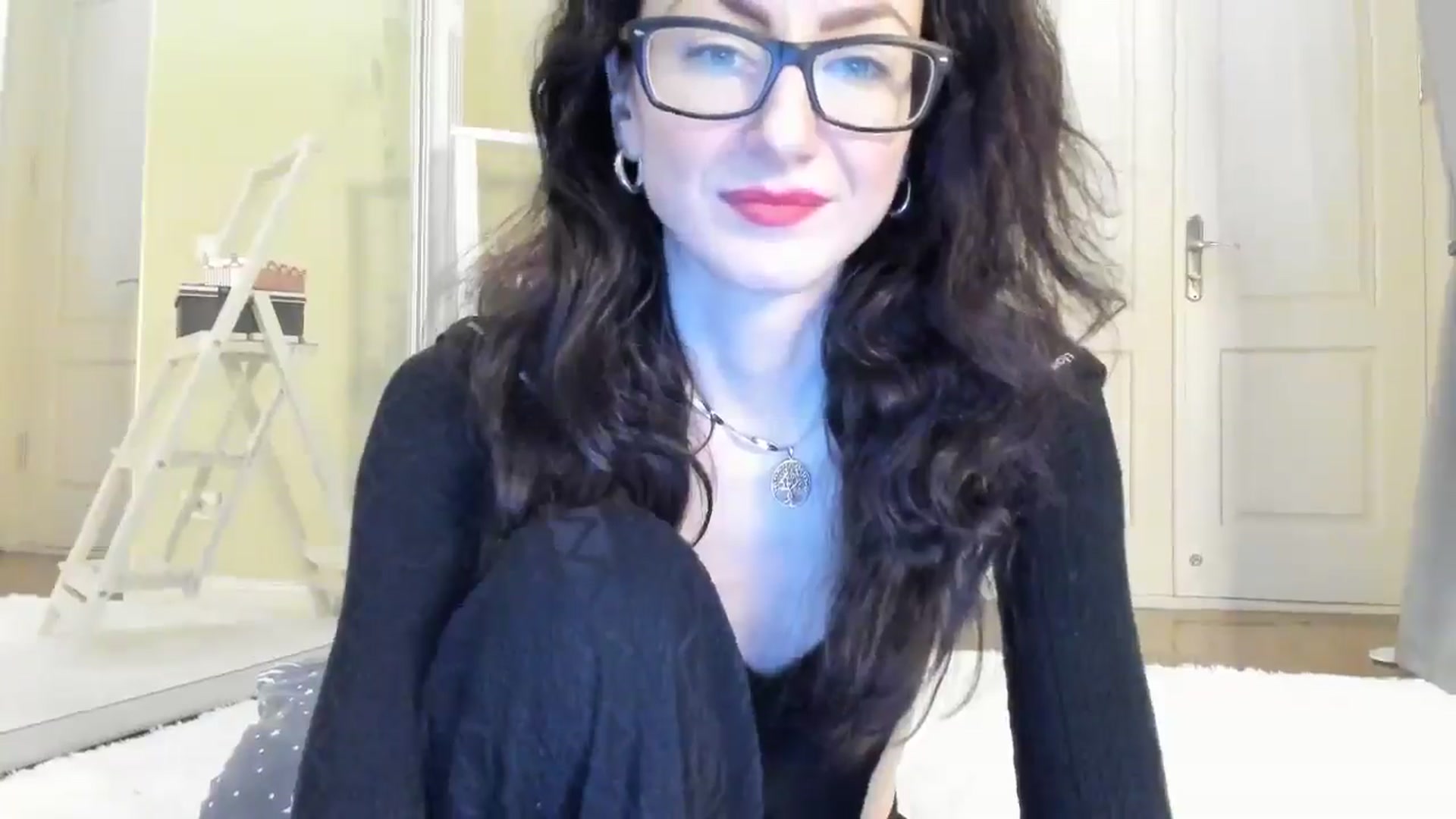 Gallery image thumbnail from Baby_Jewel's myfreecams stream on, 04/22/2025, 11:44 image 8 of 20