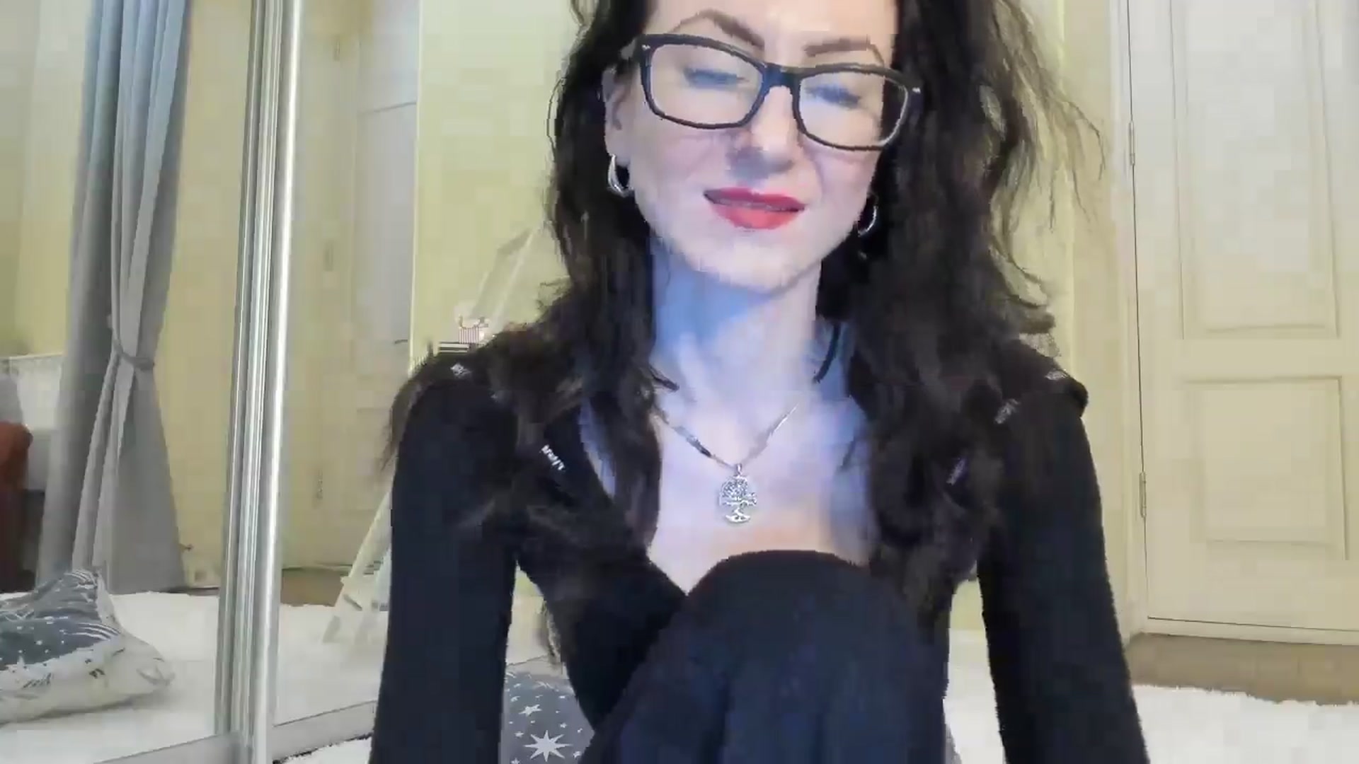 Gallery image thumbnail from Baby_Jewel's myfreecams stream on, 04/22/2025, 12:45 image 9 of 20