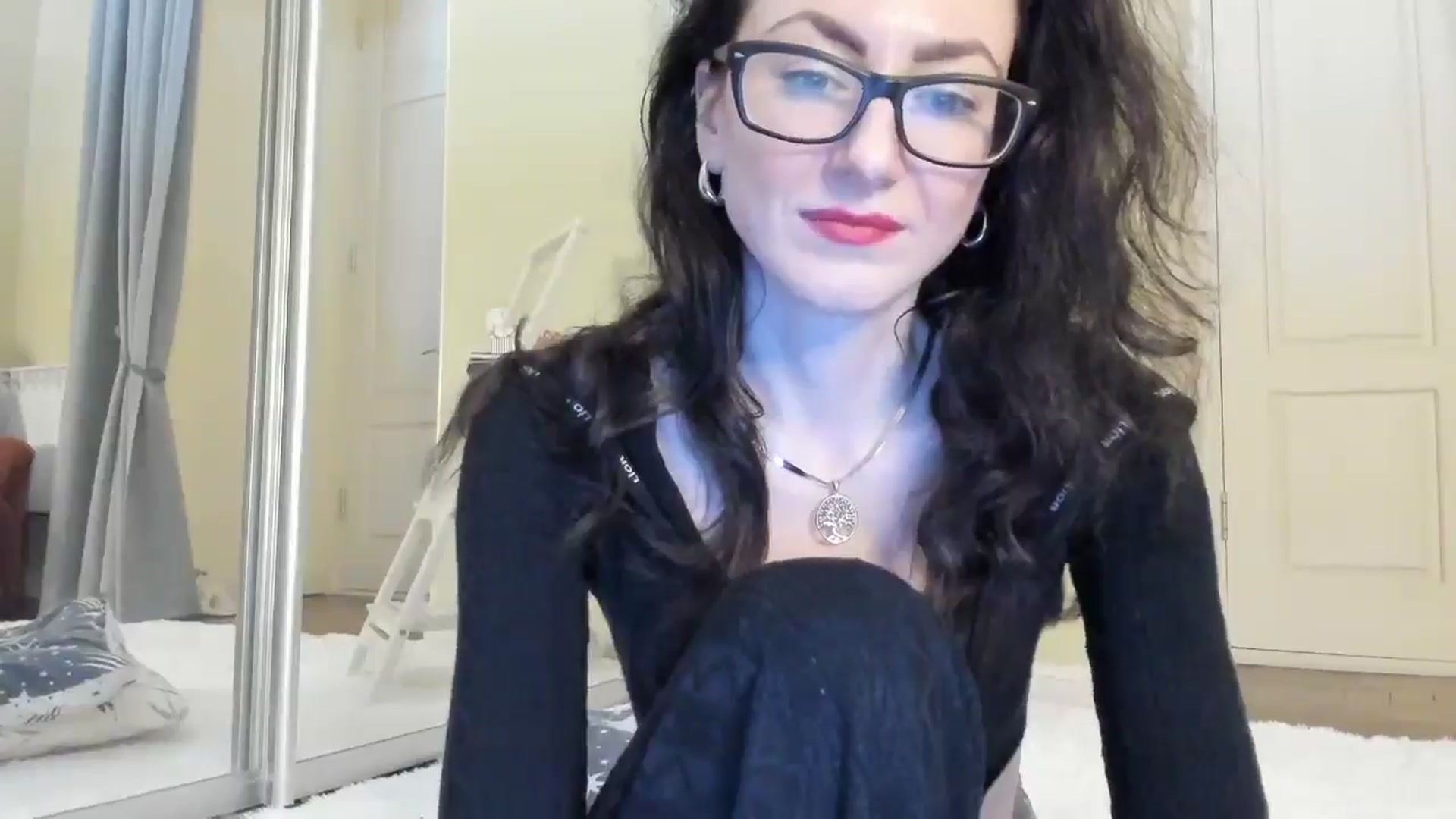 Gallery image thumbnail from Baby_Jewel's myfreecams stream on, 04/22/2025, 12:45 image 8 of 20