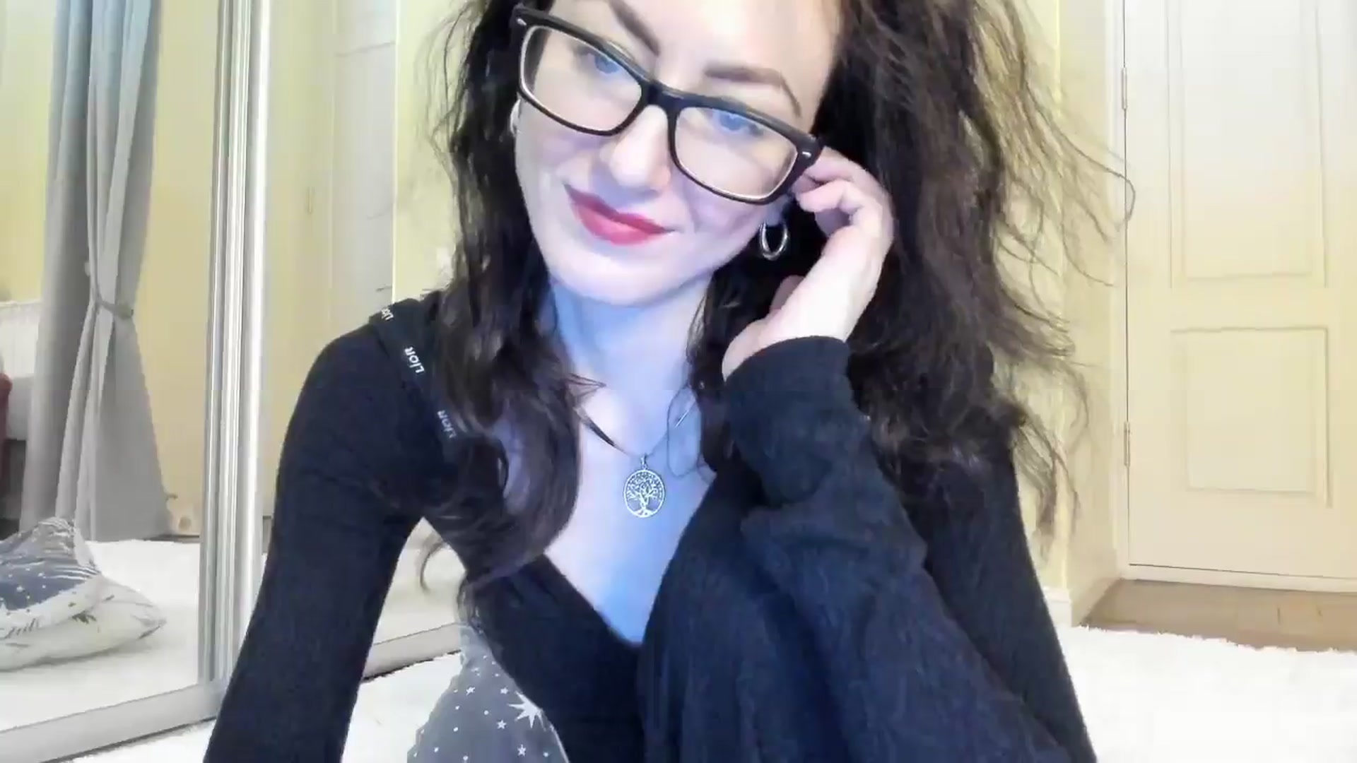 Gallery image thumbnail from Baby_Jewel's myfreecams stream on, 04/22/2025, 12:45 image 16 of 20
