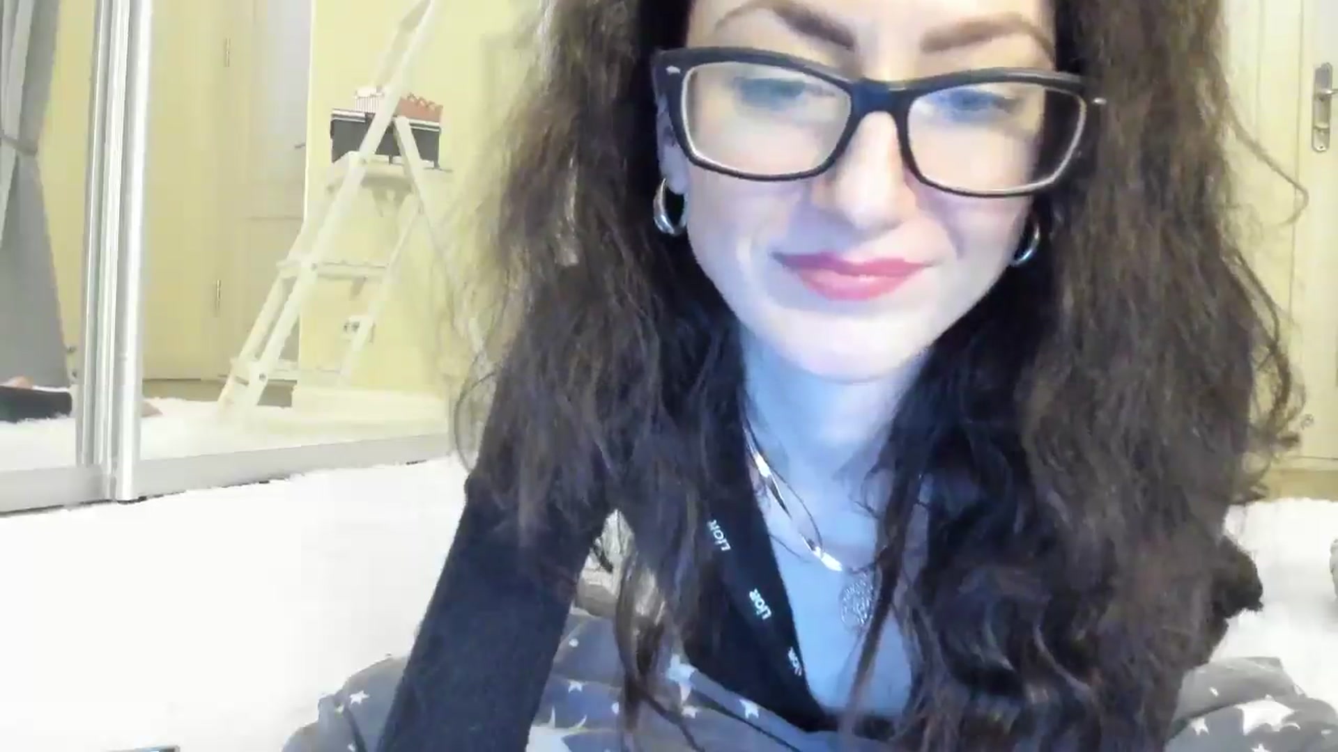 Gallery image thumbnail from Baby_Jewel's myfreecams stream on, 04/22/2025, 15:16 image 2 of 20