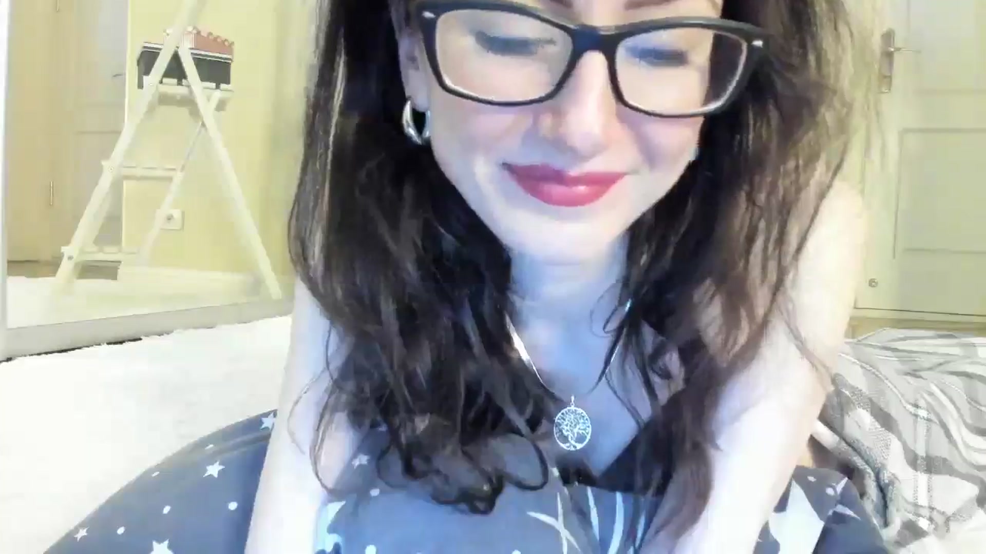 Gallery image thumbnail from Baby_Jewel's myfreecams stream on, 04/26/2025, 12:38 image 10 of 20