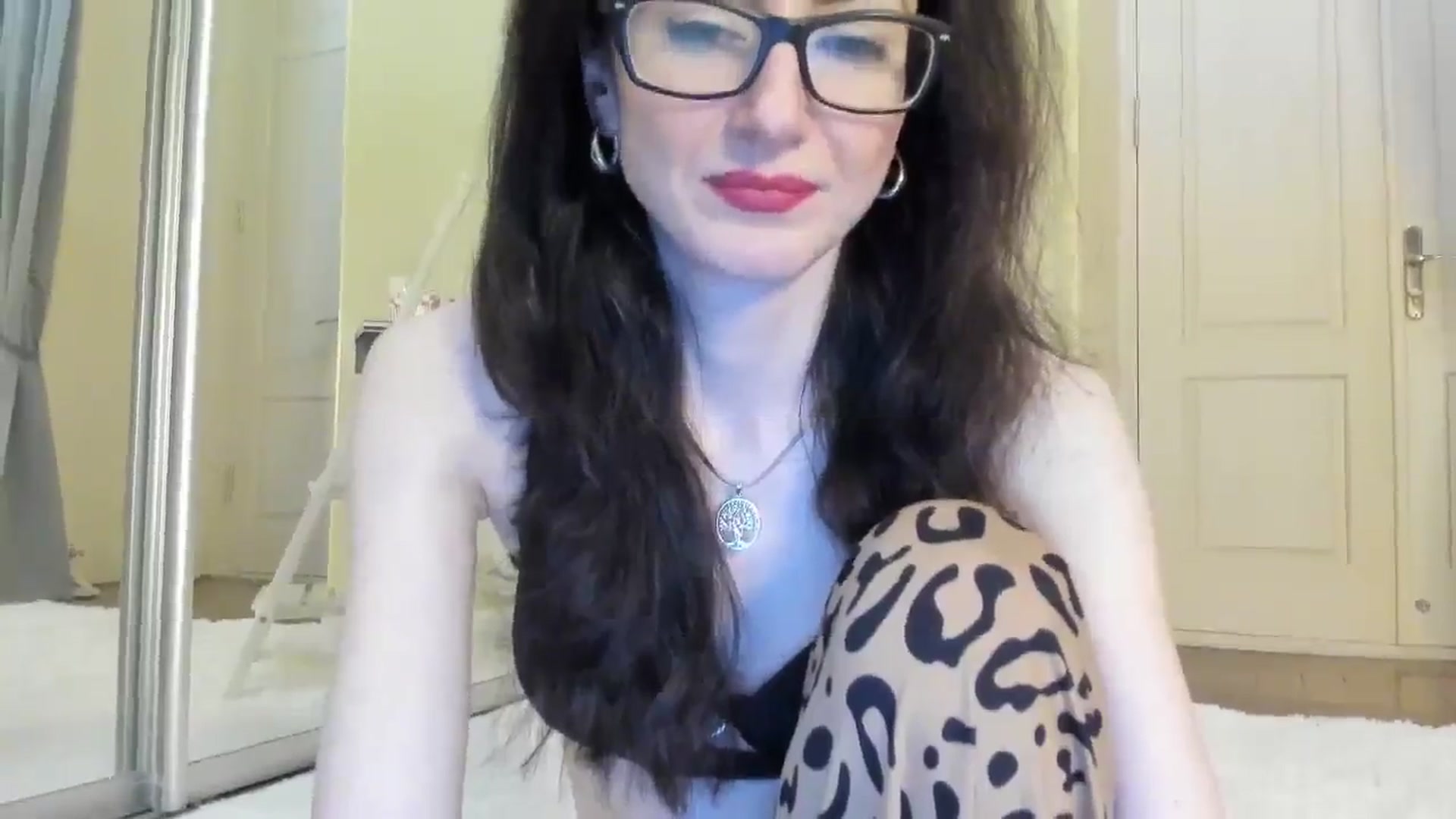 Gallery image thumbnail from Baby_Jewel's myfreecams stream on, 04/26/2025, 13:29 image 3 of 20