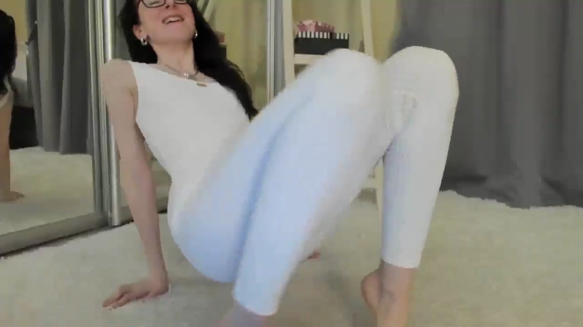 Gallery image thumbnail from Baby_Jewel's myfreecams stream on, 04/29/2025, 12:15 image 11 of 20