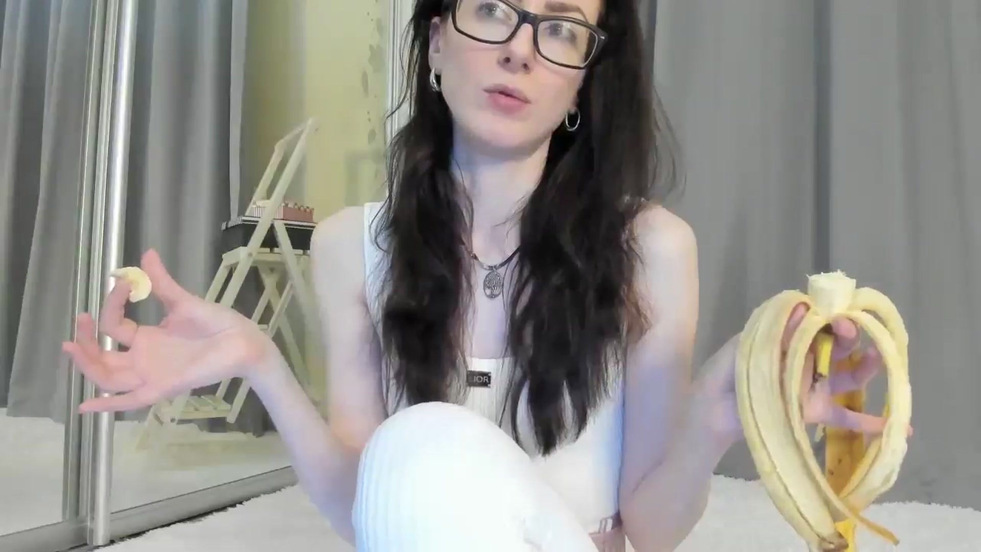 Gallery image thumbnail from Baby_Jewel's myfreecams stream on, 04/29/2025, 13:13 image 18 of 20