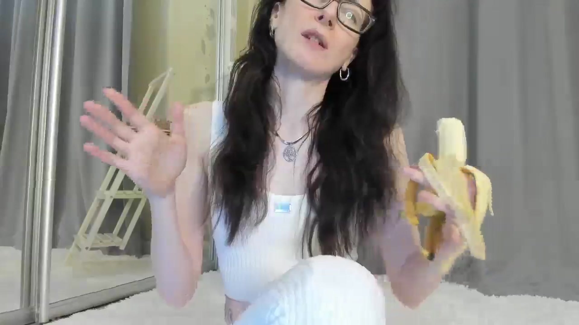 Gallery image thumbnail from Baby_Jewel's myfreecams stream on, 04/29/2025, 13:13 image 12 of 20