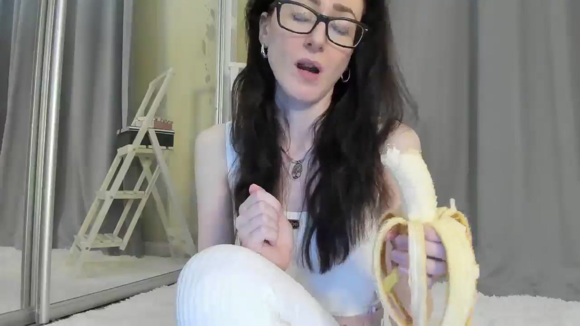 Gallery image thumbnail from Baby_Jewel's myfreecams stream on, 04/29/2025, 13:13 image 13 of 20