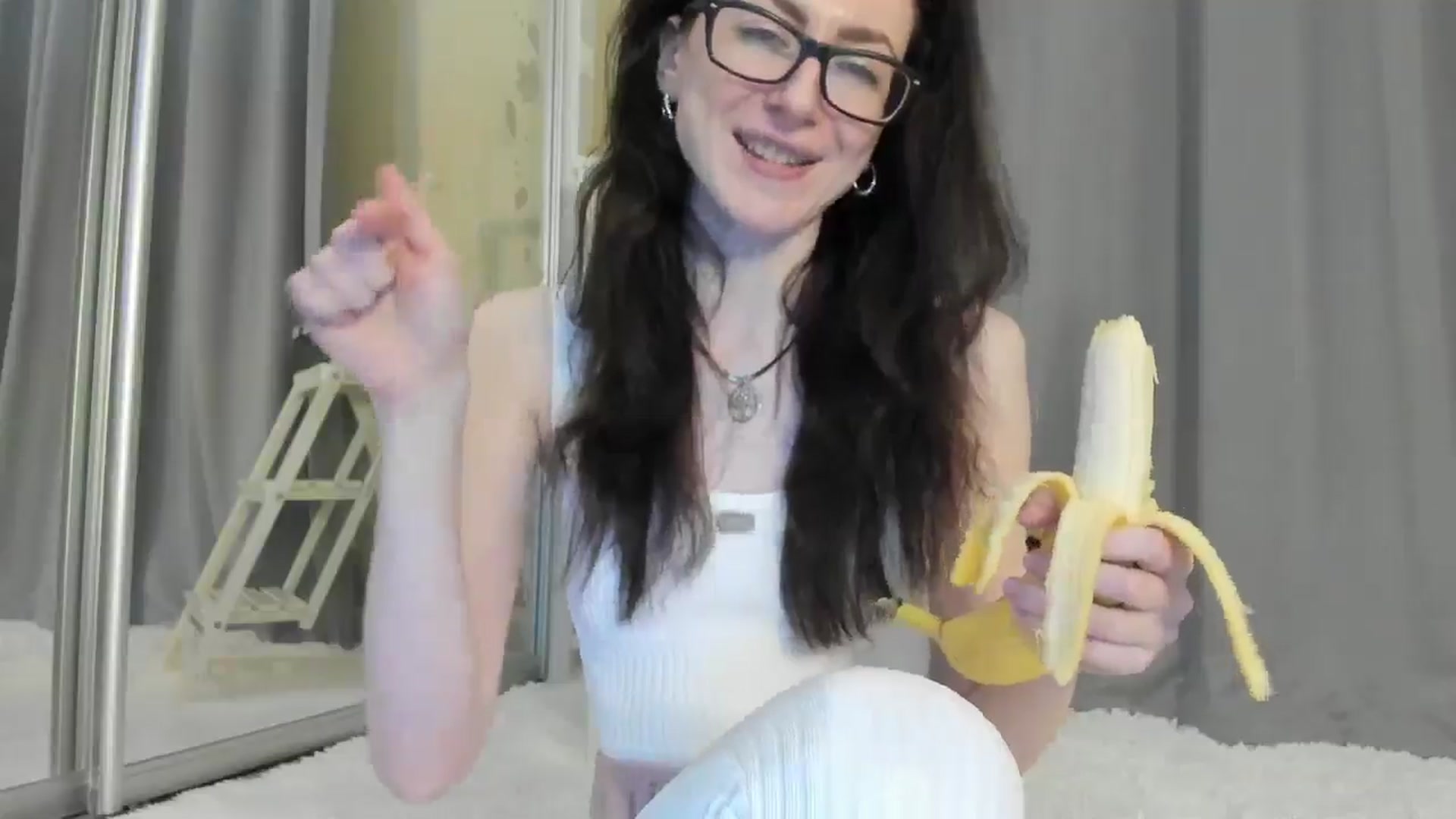 Gallery image thumbnail from Baby_Jewel's myfreecams stream on, 04/29/2025, 13:13 image 8 of 20
