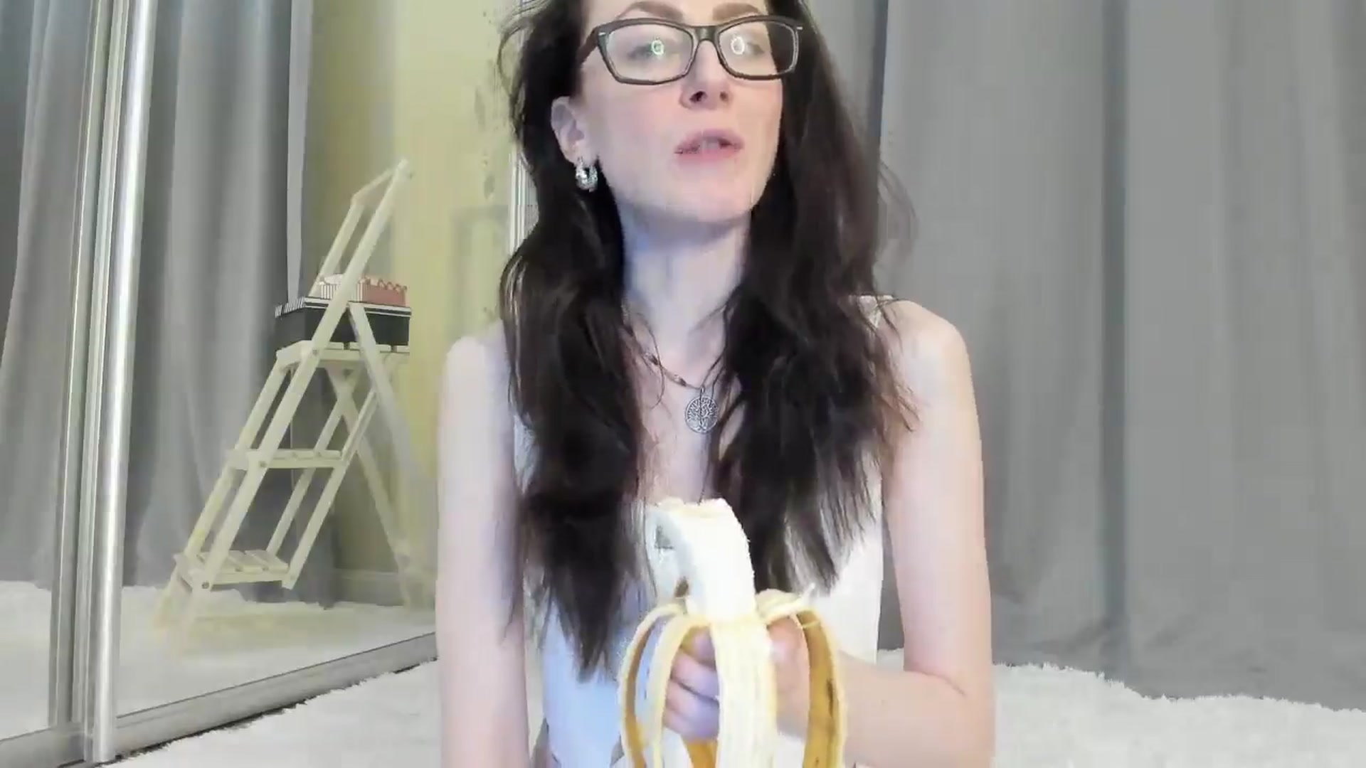 Gallery image thumbnail from Baby_Jewel's myfreecams stream on, 04/29/2025, 13:13 image 14 of 20