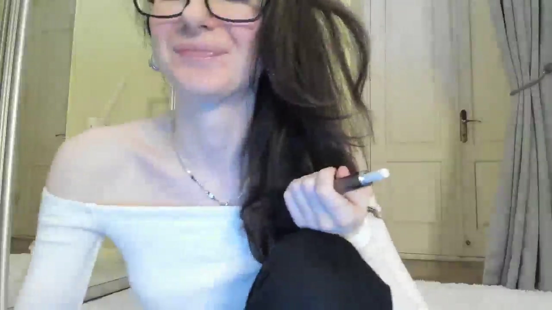 Gallery image thumbnail from Baby_Jewel's myfreecams stream on, 05/01/2025, 11:02 image 12 of 20