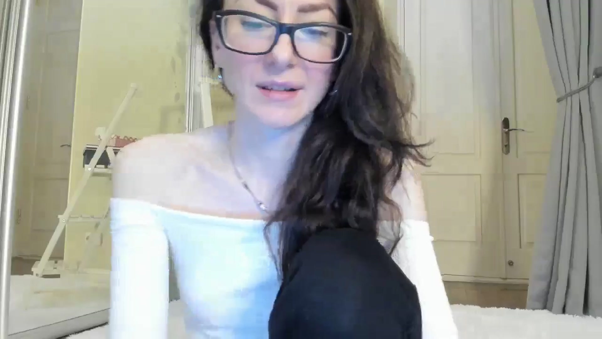 Gallery image thumbnail from Baby_Jewel's myfreecams stream on, 05/01/2025, 11:02 image 14 of 20
