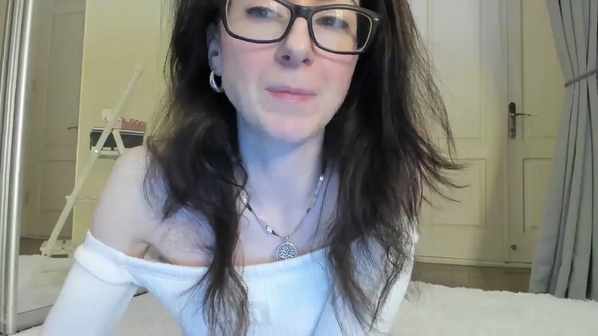 Gallery image thumbnail from Baby_Jewel's myfreecams stream on, 05/01/2025, 11:02 image 4 of 20