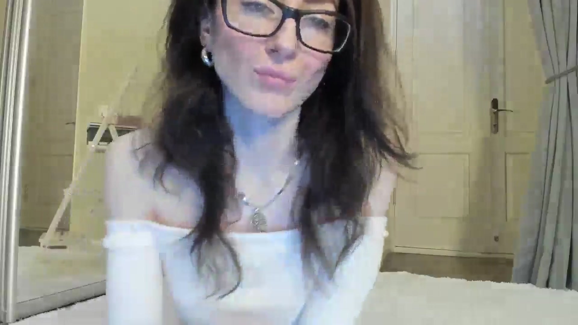 Gallery image thumbnail from Baby_Jewel's myfreecams stream on, 05/01/2025, 11:02 image 5 of 20