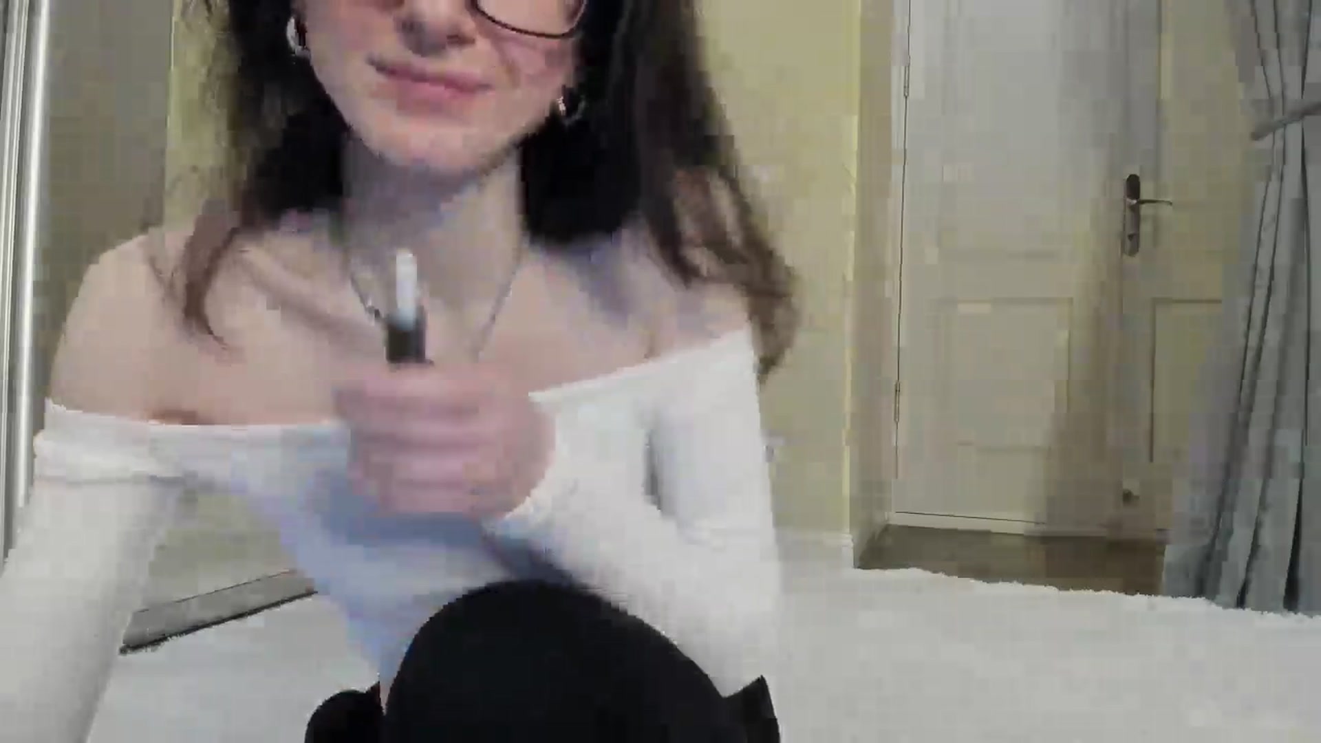 Gallery image thumbnail from Baby_Jewel's myfreecams stream on, 05/01/2025, 11:02 image 10 of 20