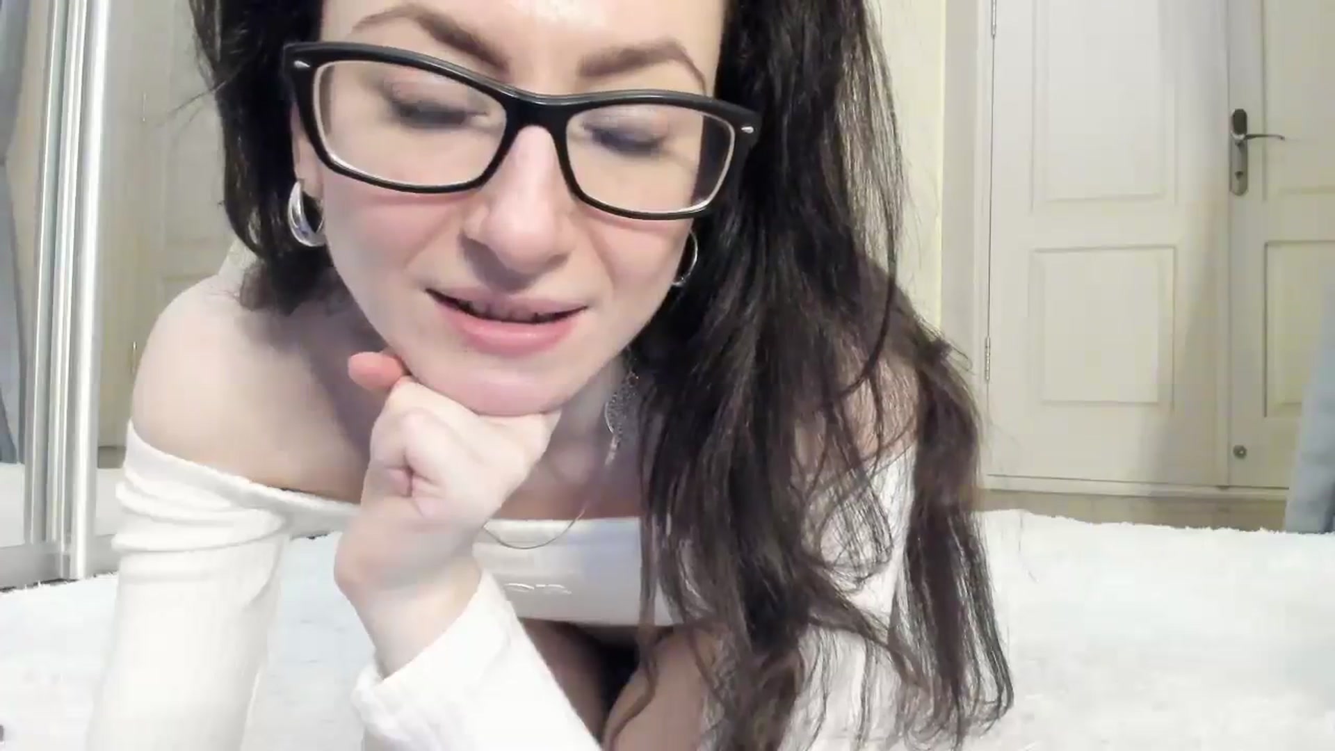 Gallery image thumbnail from Baby_Jewel's myfreecams stream on, 05/01/2025, 13:16 image 13 of 20
