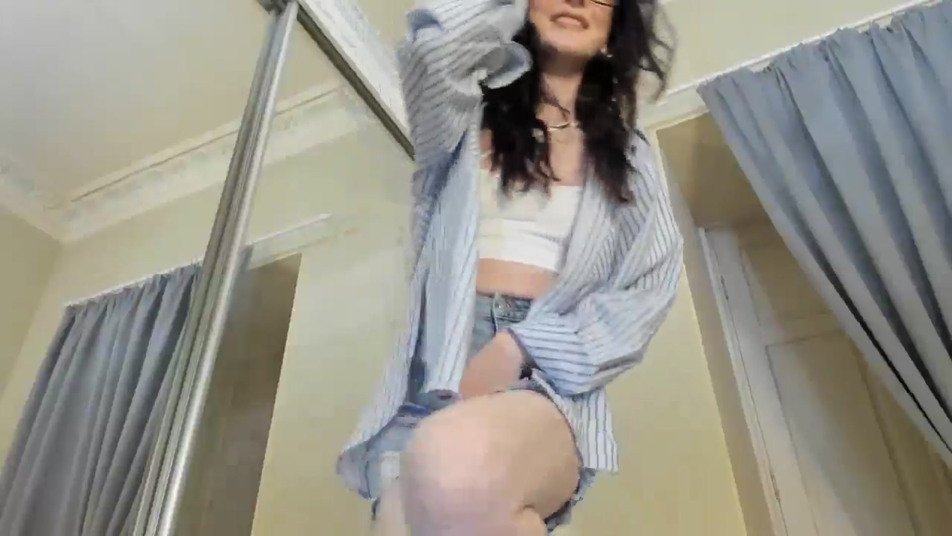 Gallery image thumbnail from Baby_Jewel's myfreecams stream on, 05/04/2025, 13:03 image 18 of 20