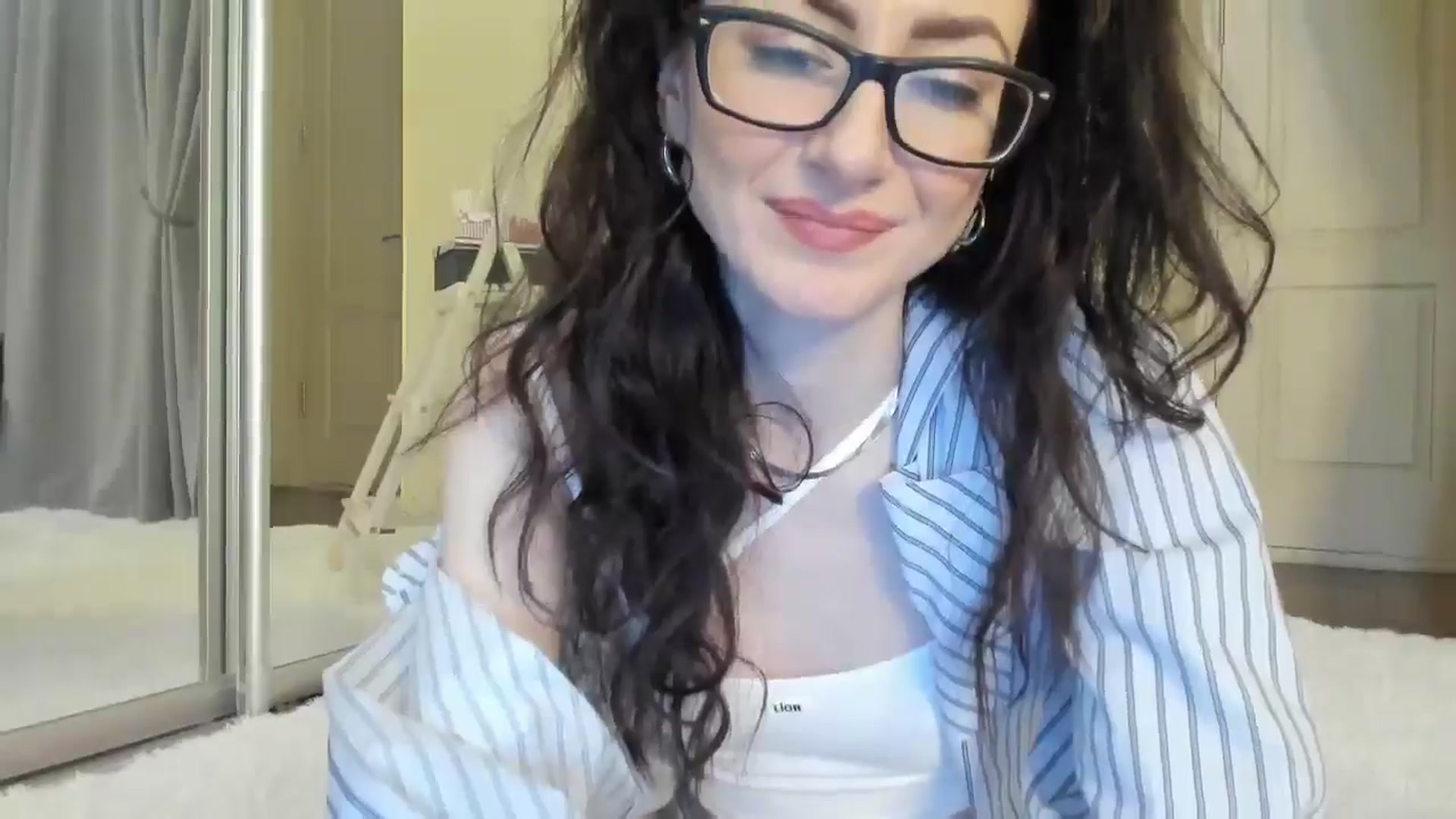 Gallery image thumbnail from Baby_Jewel's myfreecams stream on, 05/04/2025, 13:03 image 13 of 20