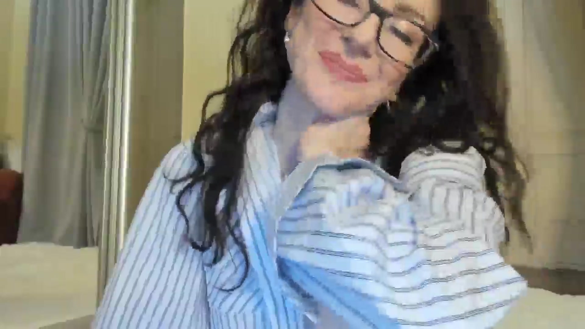 Gallery image thumbnail from Baby_Jewel's myfreecams stream on, 05/04/2025, 13:21 image 14 of 20
