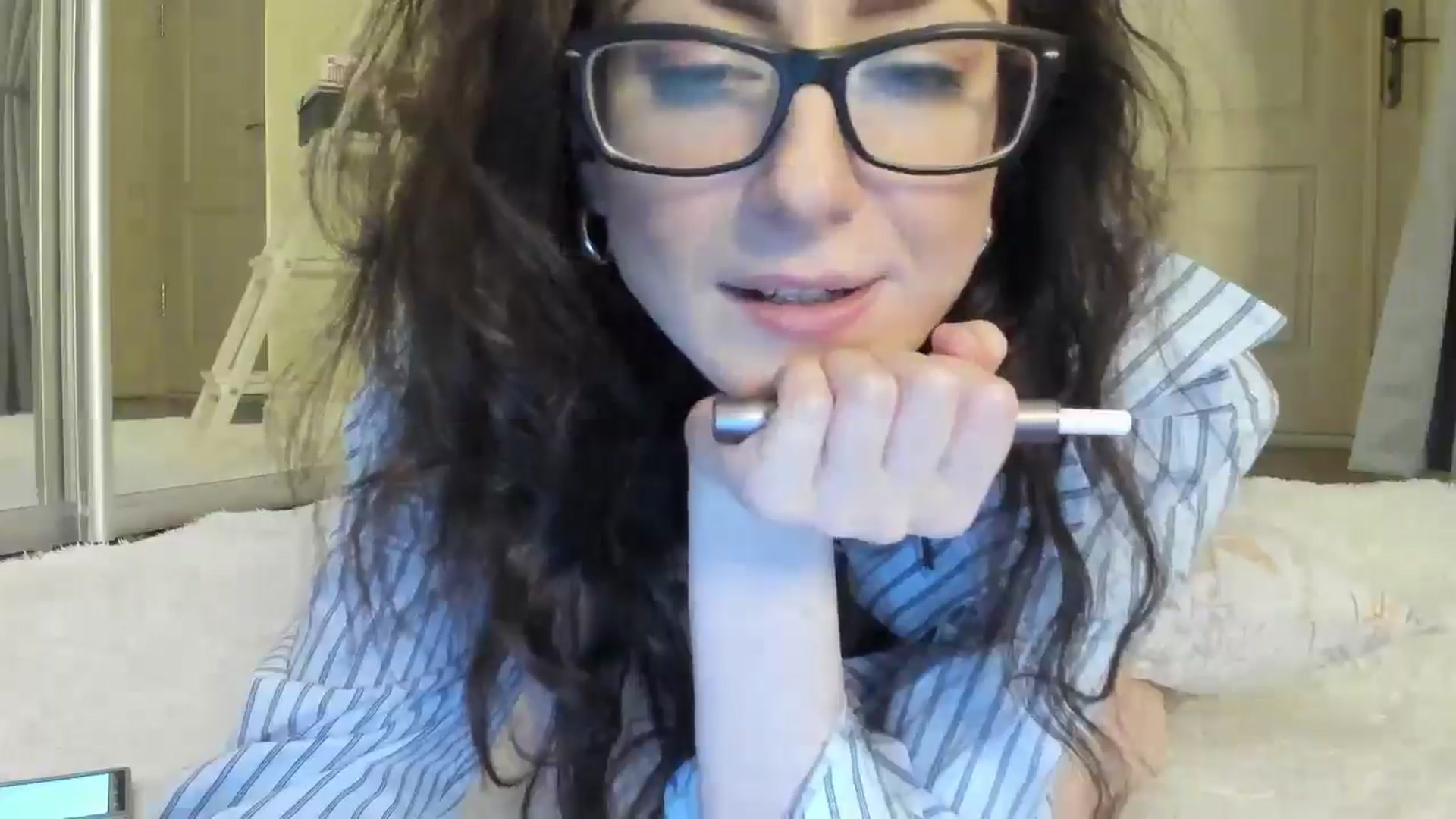 Gallery image thumbnail from Baby_Jewel's myfreecams stream on, 05/04/2025, 16:10 image 20 of 20