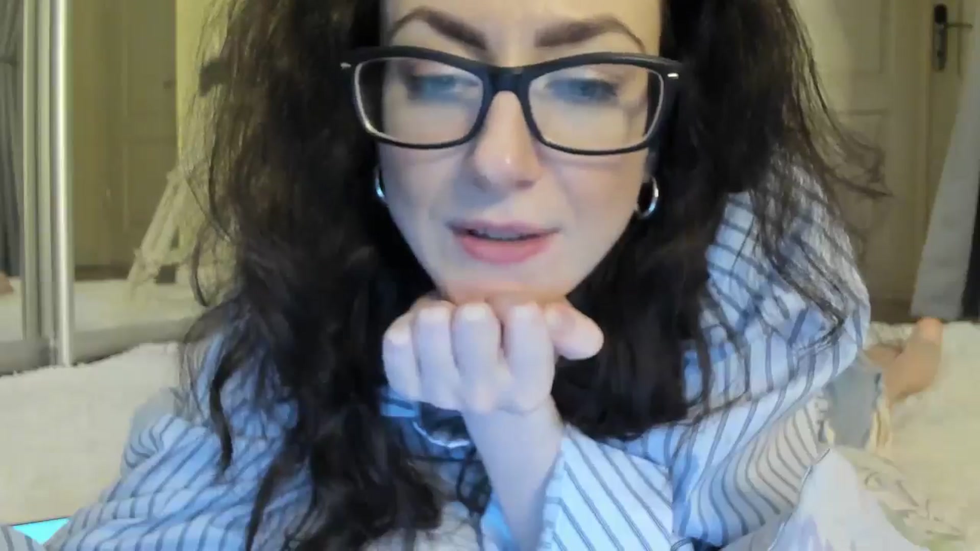 Gallery image thumbnail from Baby_Jewel's myfreecams stream on, 05/04/2025, 16:10 image 15 of 20