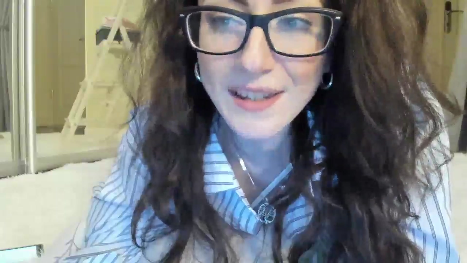 Gallery image thumbnail from Baby_Jewel's myfreecams stream on, 05/04/2025, 16:10 image 11 of 20