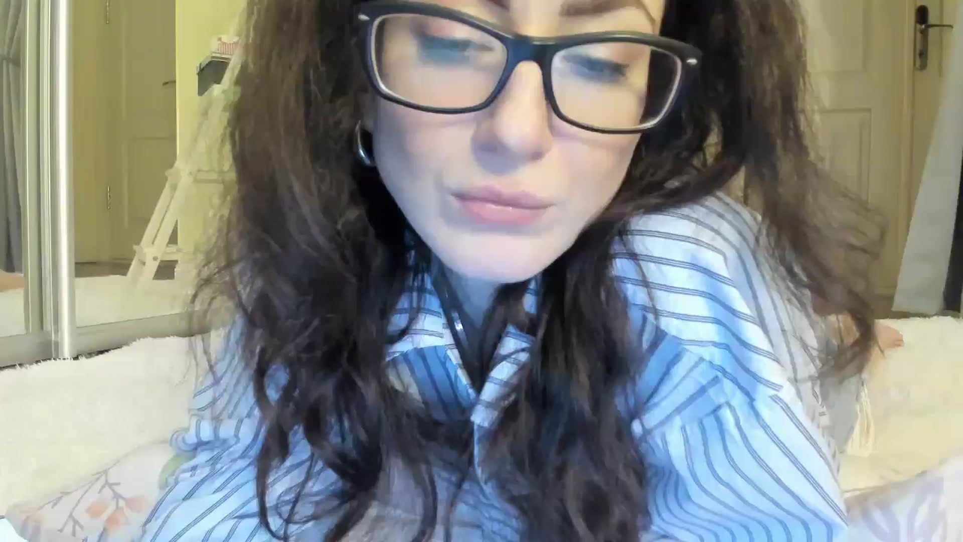 Gallery image thumbnail from Baby_Jewel's myfreecams stream on, 05/04/2025, 16:10 image 16 of 20