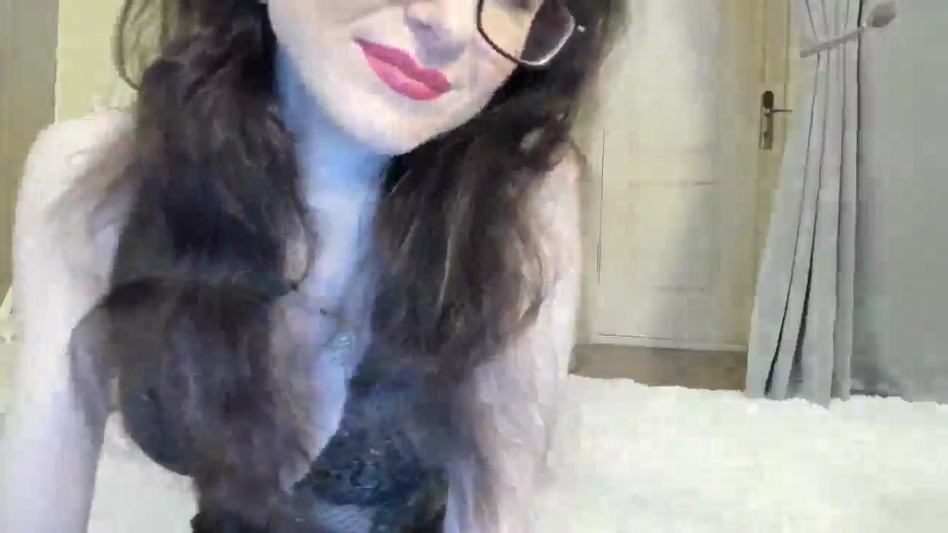 Gallery image thumbnail from Baby_Jewel's myfreecams stream on, 05/06/2025, 10:31 image 9 of 20