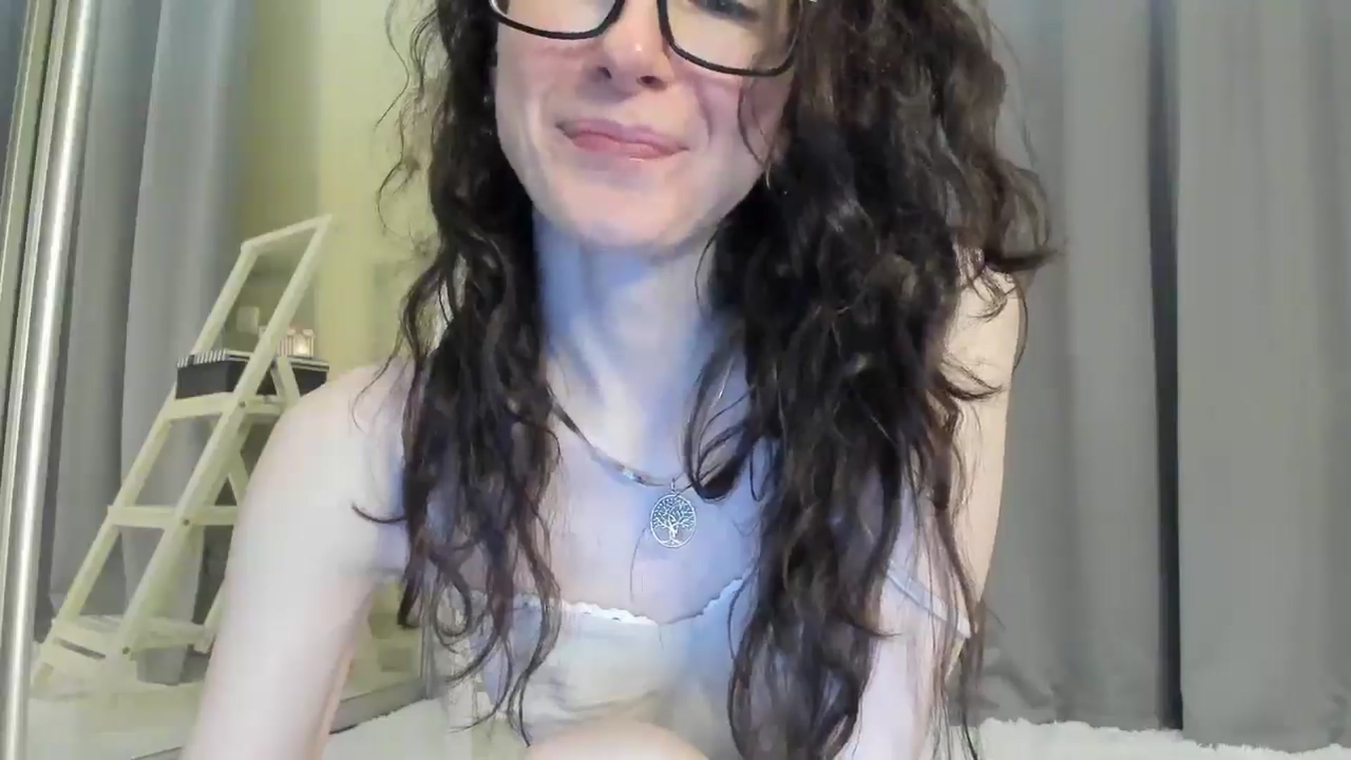 Gallery image thumbnail from Baby_Jewel's myfreecams stream on, 05/07/2025, 11:12 image 20 of 20