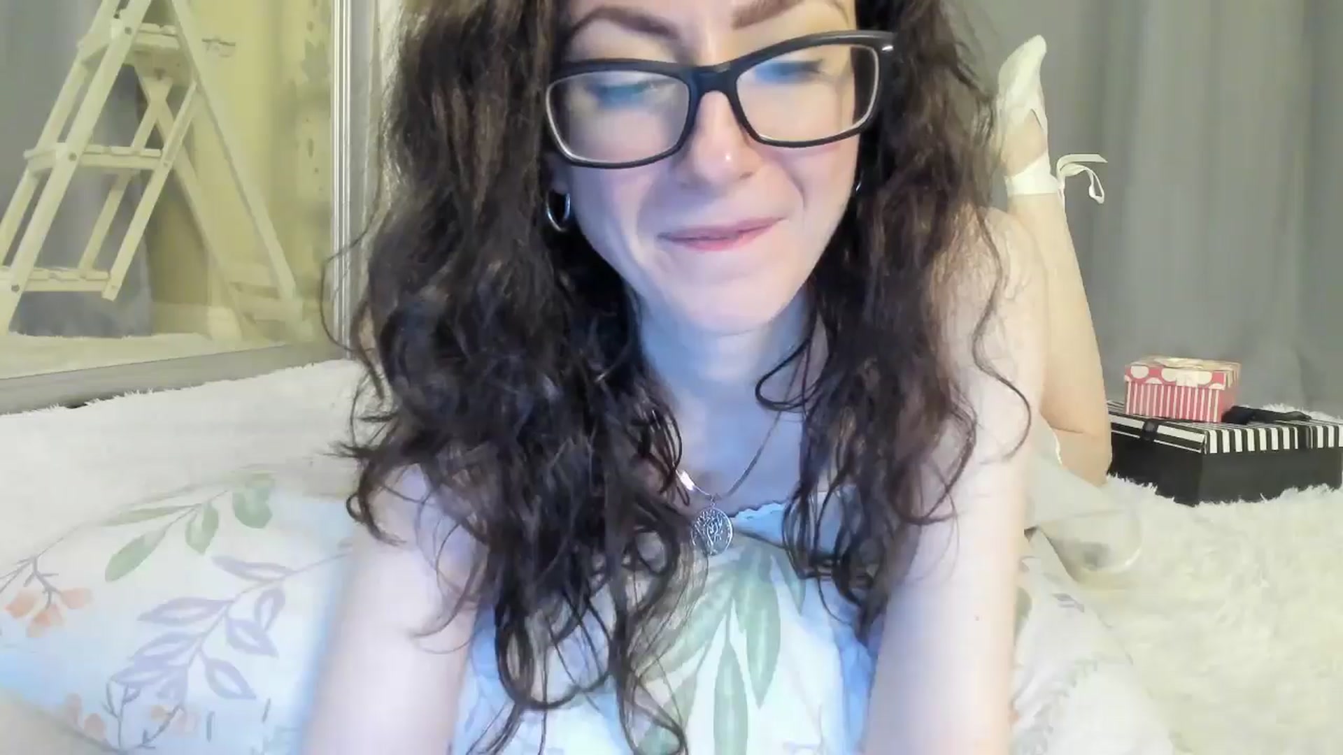 Gallery image thumbnail from Baby_Jewel's myfreecams stream on, 05/07/2025, 15:50 image 15 of 20