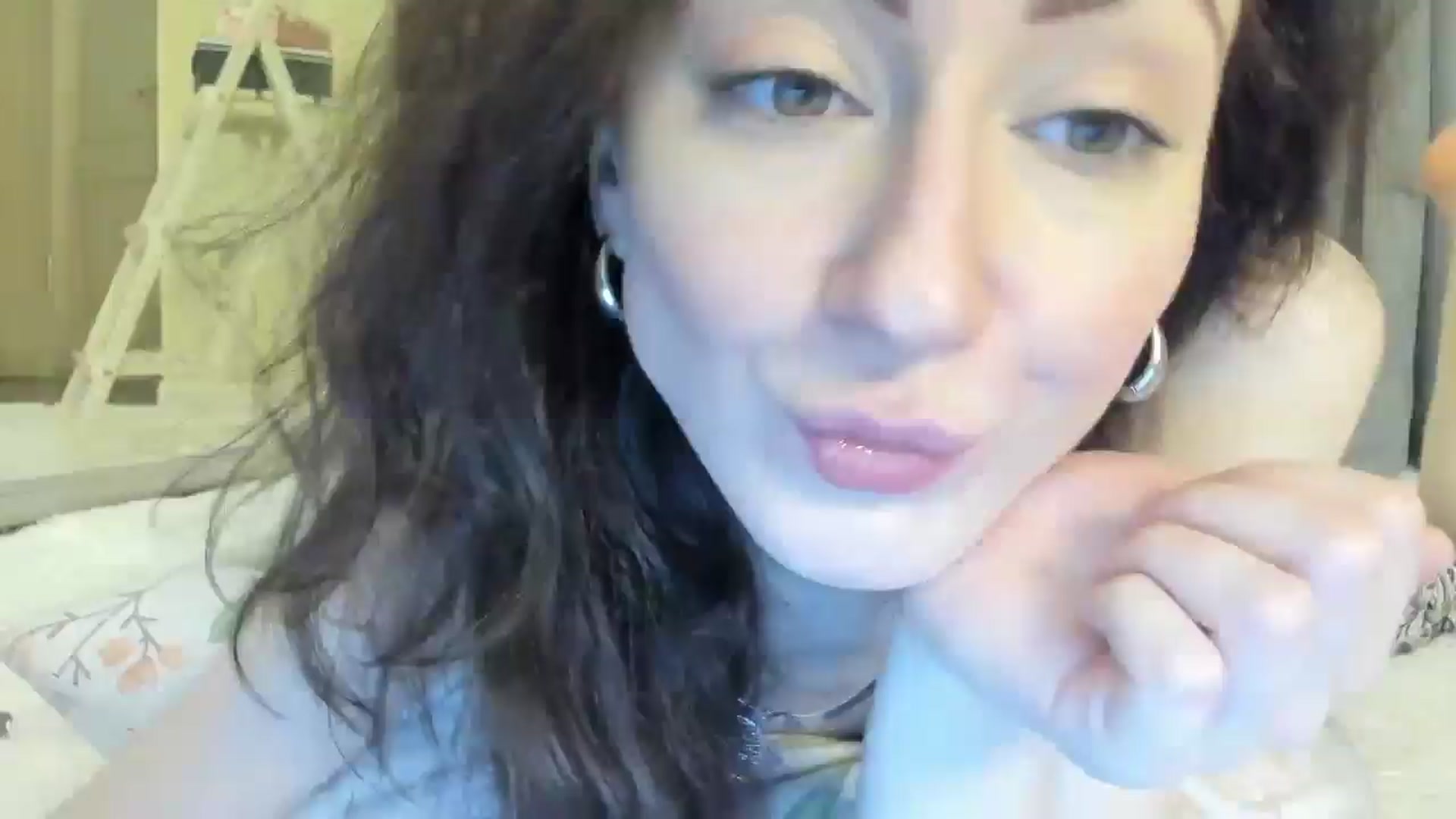 Gallery image thumbnail from Baby_Jewel's myfreecams stream on, 05/08/2025, 11:13 image 13 of 20