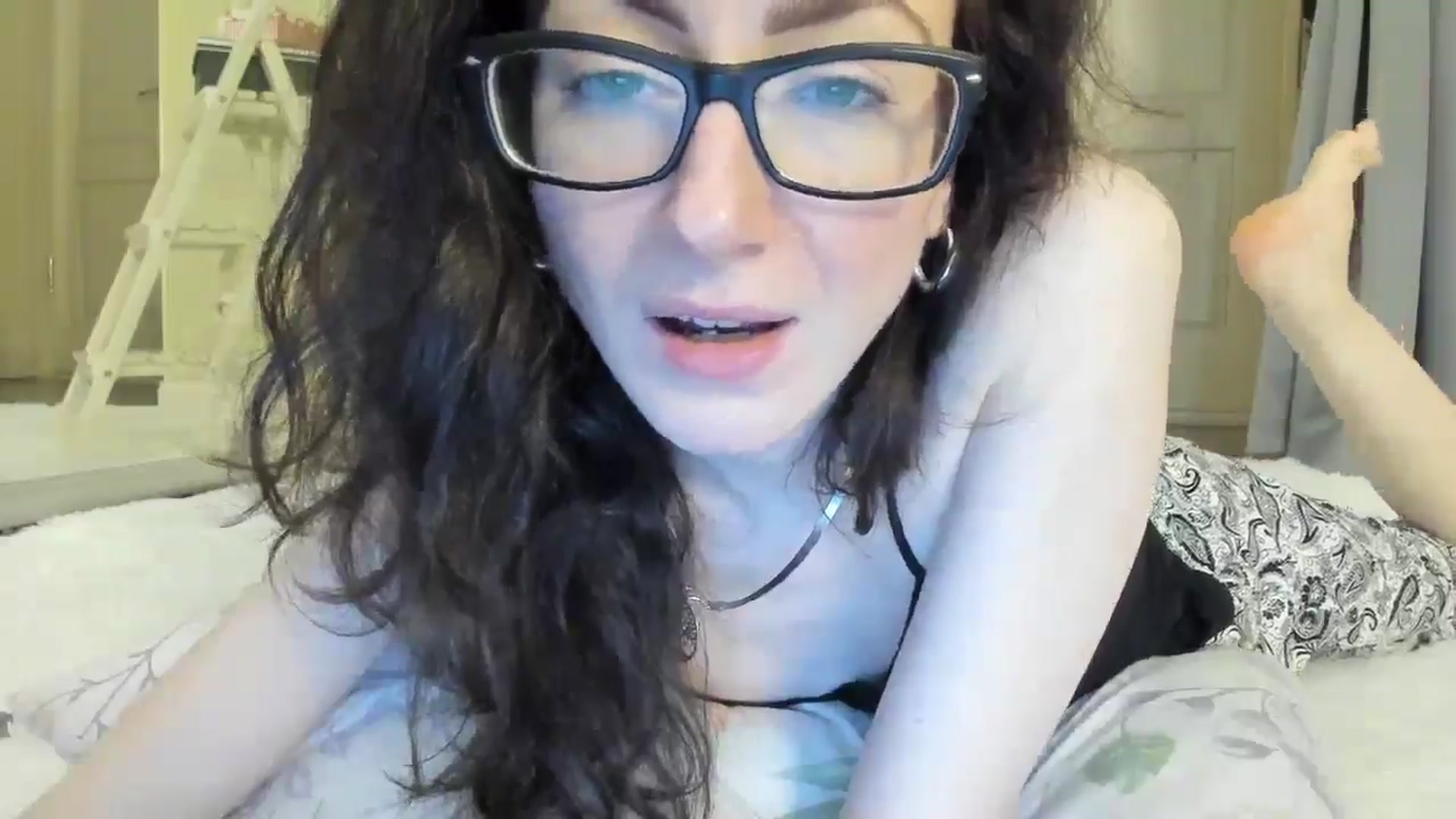 Gallery image thumbnail from Baby_Jewel's myfreecams stream on, 05/08/2025, 11:13 image 16 of 20