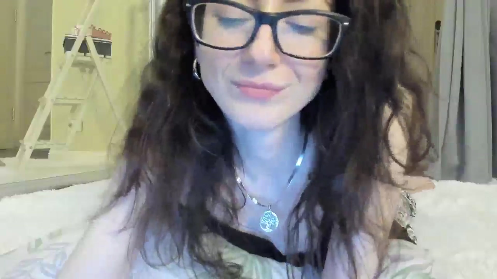 Gallery image thumbnail from Baby_Jewel's myfreecams stream on, 05/08/2025, 16:04 image 14 of 20