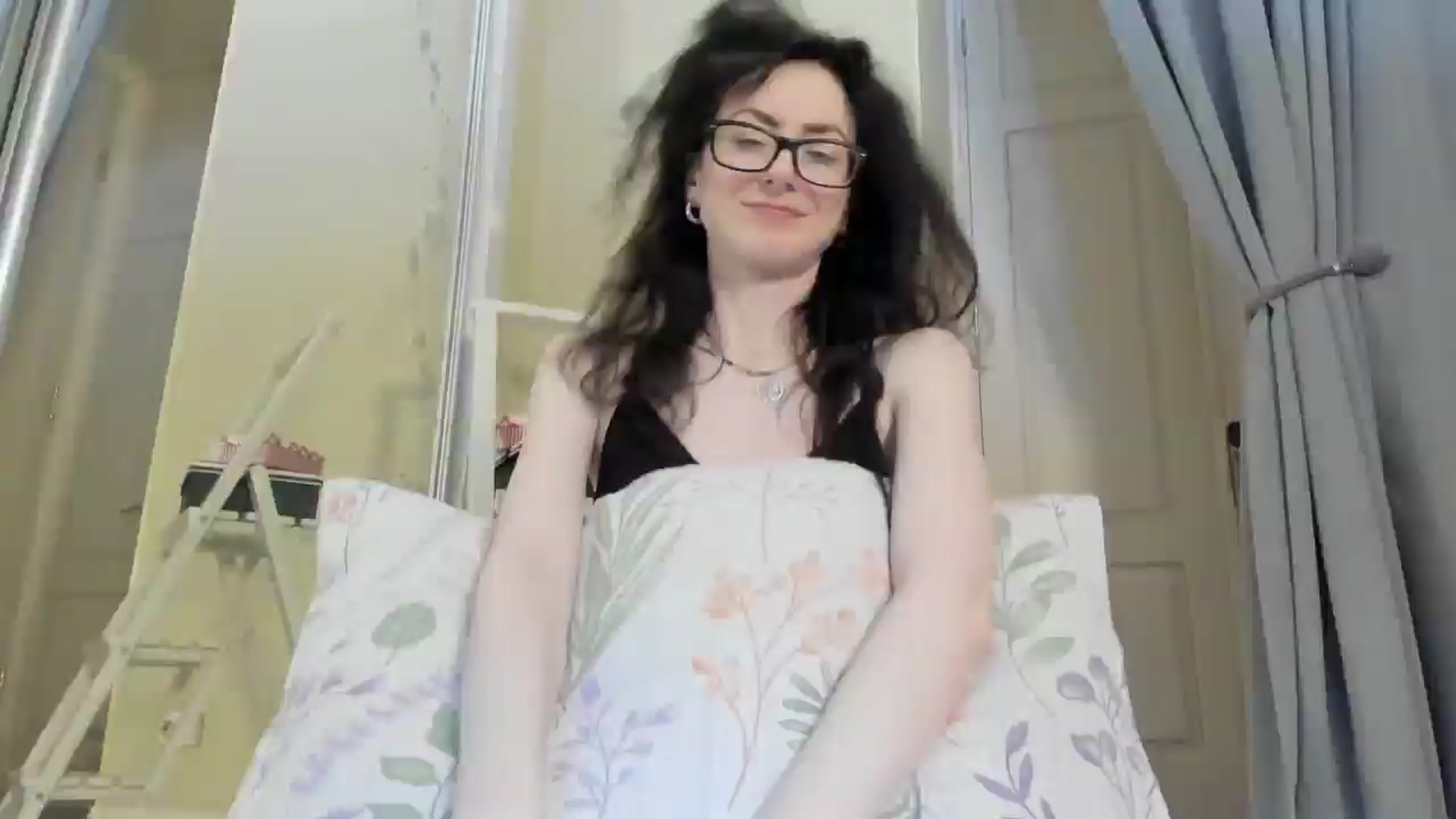 Gallery image thumbnail from Baby_Jewel's myfreecams stream on, 05/08/2025, 16:04 image 10 of 20