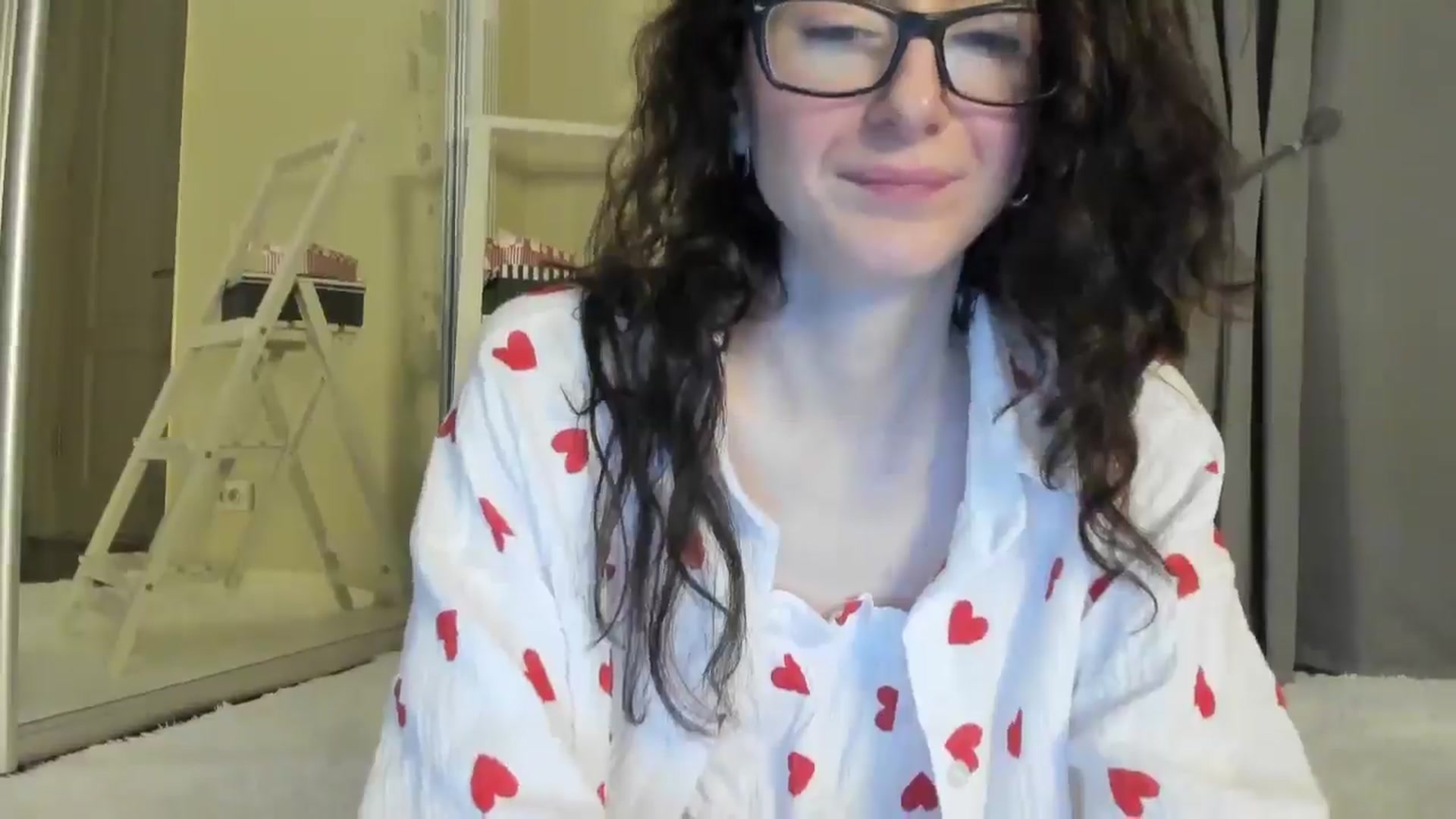 Gallery image thumbnail from Baby_Jewel's myfreecams stream on, 05/13/2025, 10:39 image 17 of 20