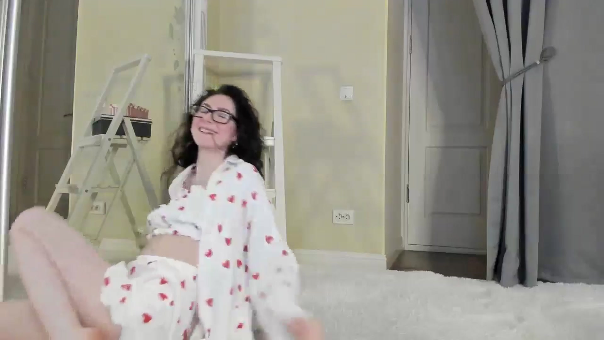 Gallery image thumbnail from Baby_Jewel's myfreecams stream on, 05/13/2025, 10:39 image 20 of 20