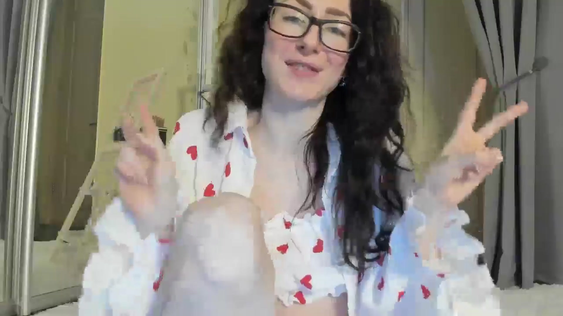 Gallery image thumbnail from Baby_Jewel's myfreecams stream on, 05/13/2025, 11:39 image 8 of 20